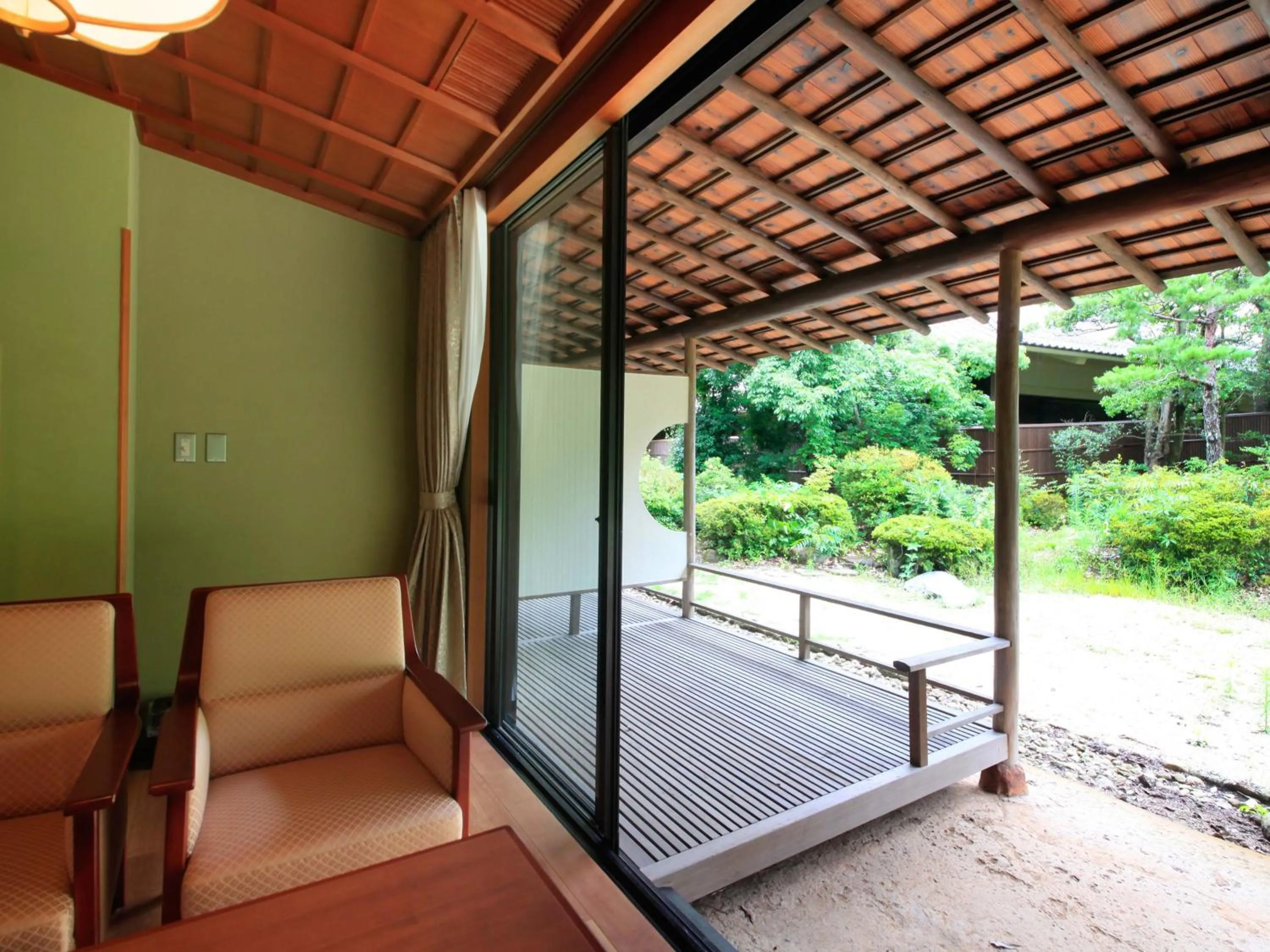 Yamashiro Onsen Miyabi no Yado Kaga Hyakumangoku