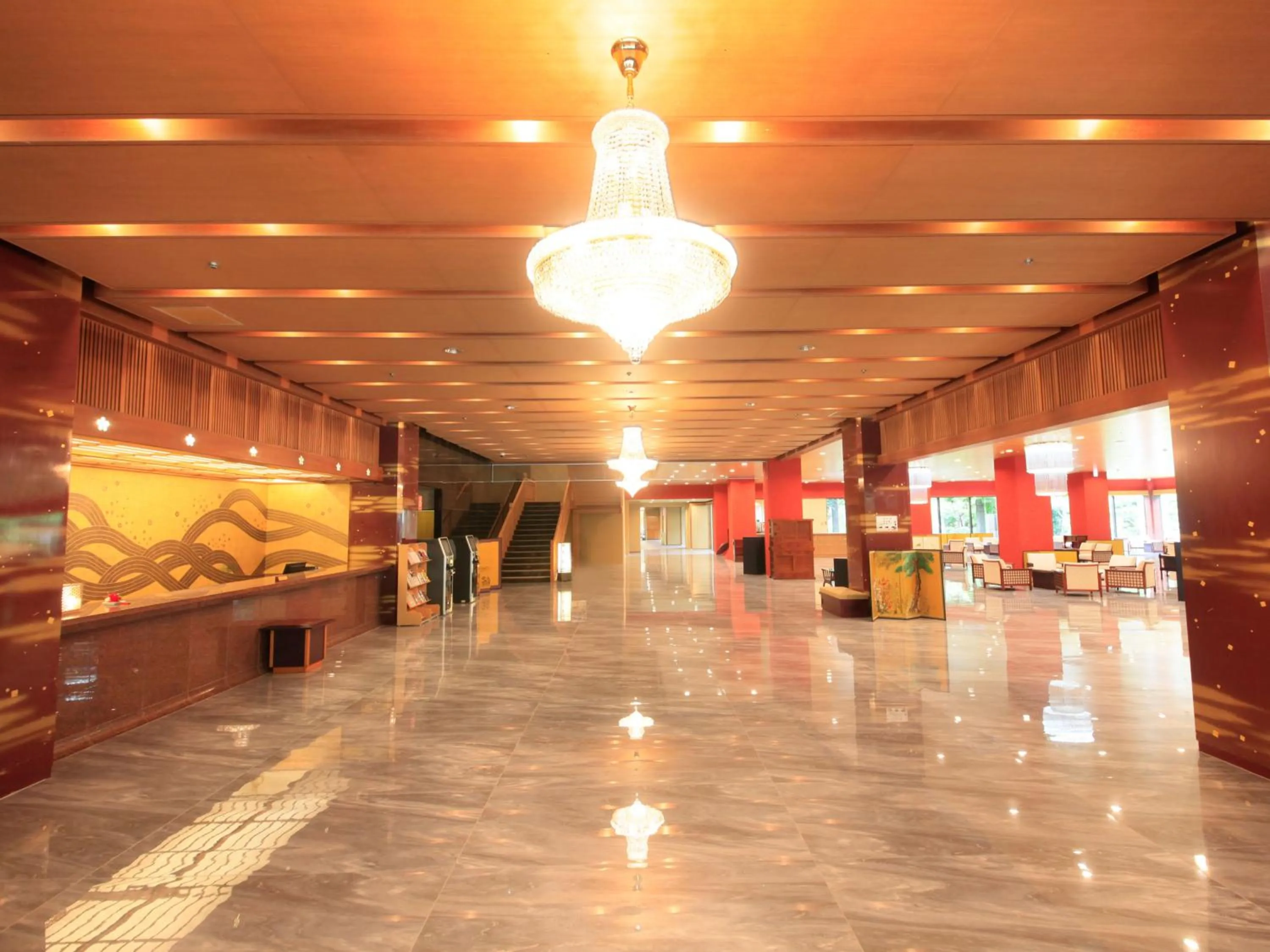 Lobby or reception in Yamashiro Onsen Miyabi no Yado Kaga Hyakumangoku