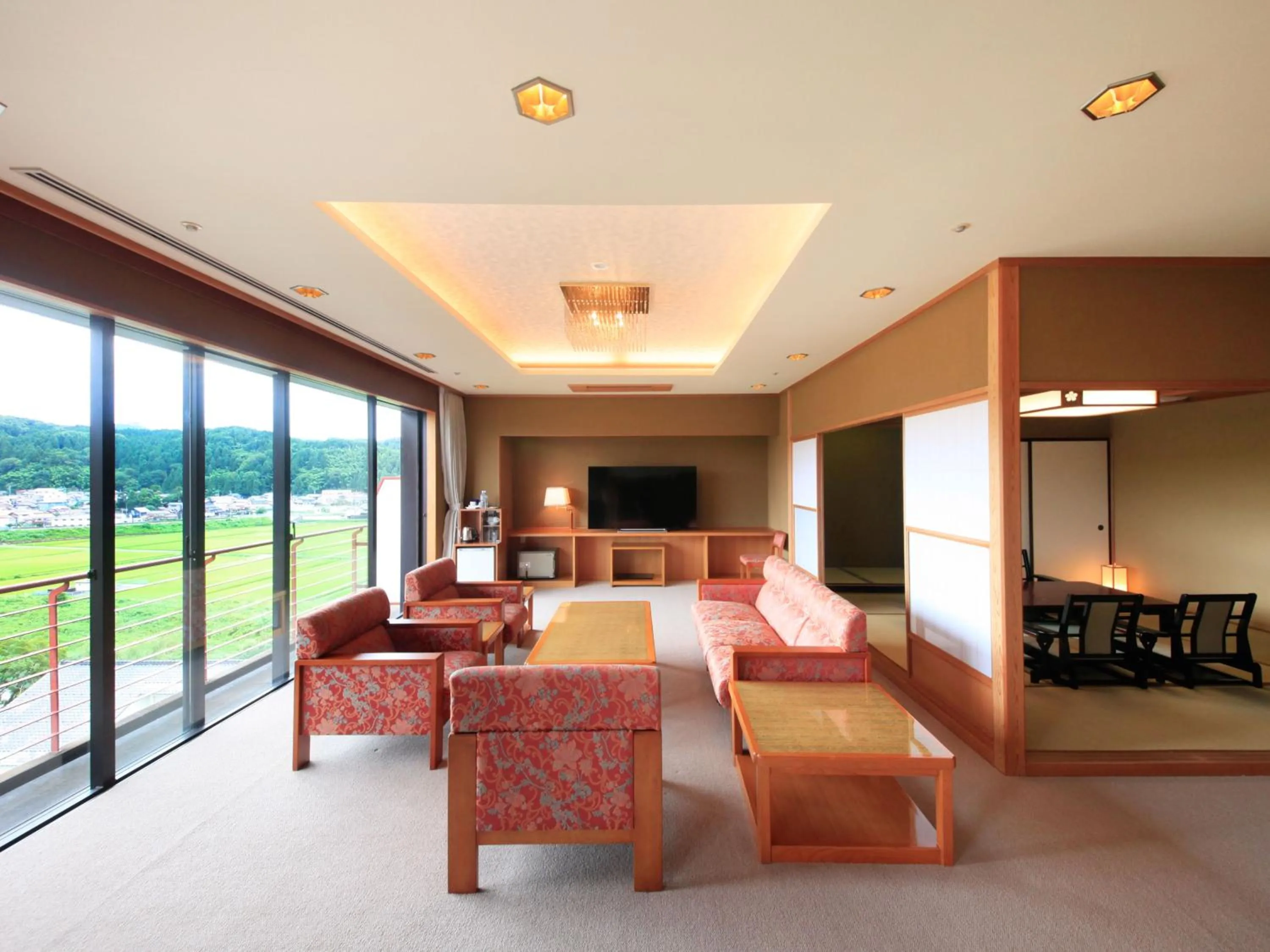 Yamashiro Onsen Miyabi no Yado Kaga Hyakumangoku