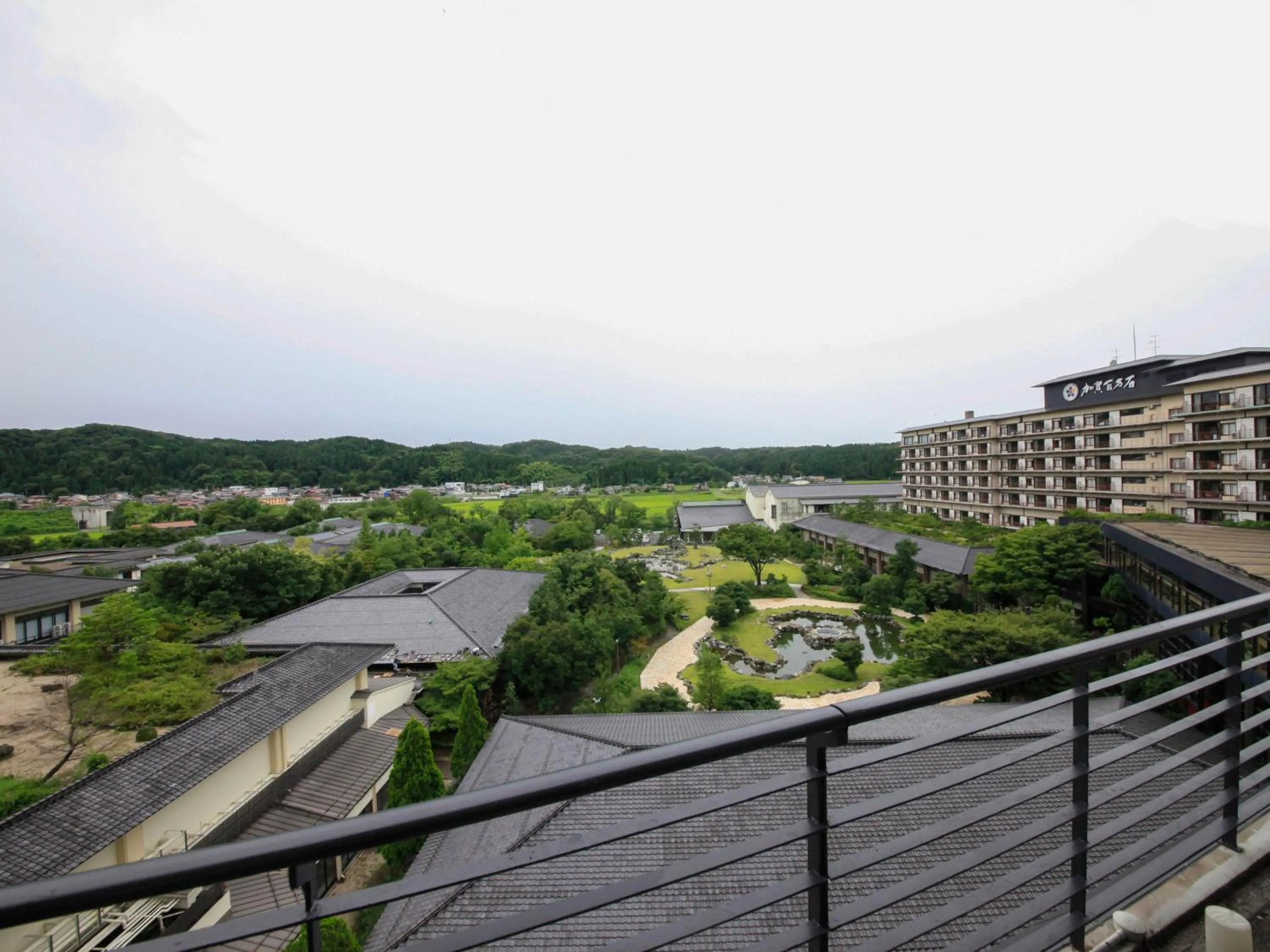 Yamashiro Onsen Miyabi no Yado Kaga Hyakumangoku