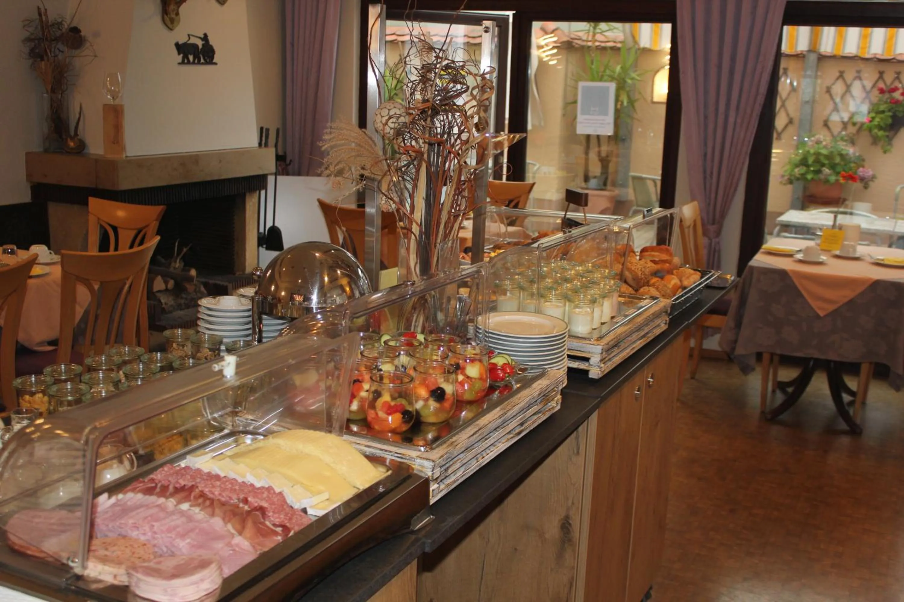 Buffet breakfast in Hotel garni Fuchs