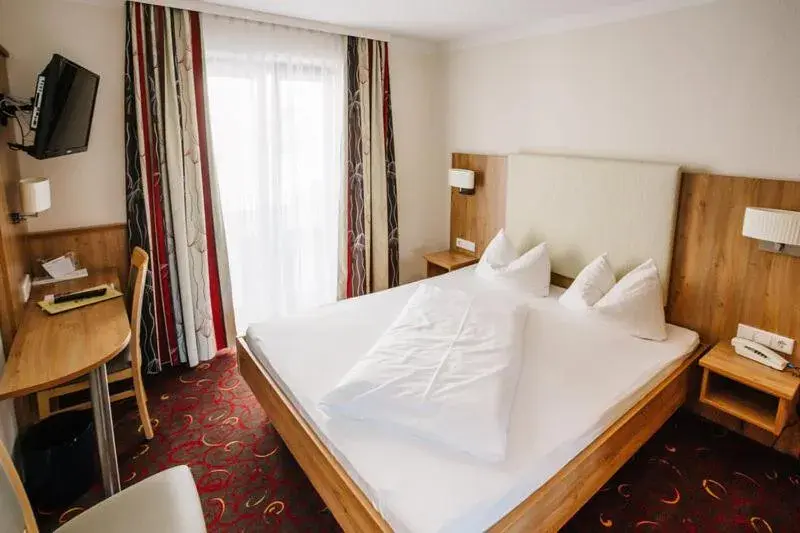Economy Double Room - single occupancy in Hotel garni Fuchs Economy Double Room - single occupancy in Hotel garni Fuchs