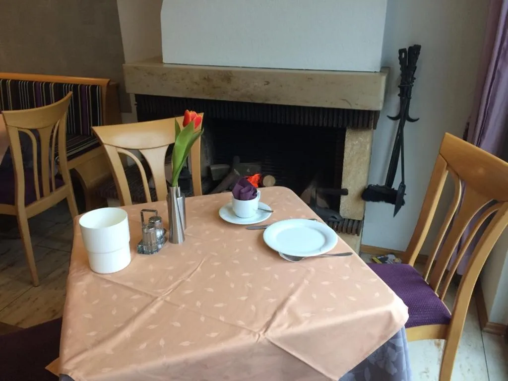 Restaurant/places to eat in Hotel garni Fuchs