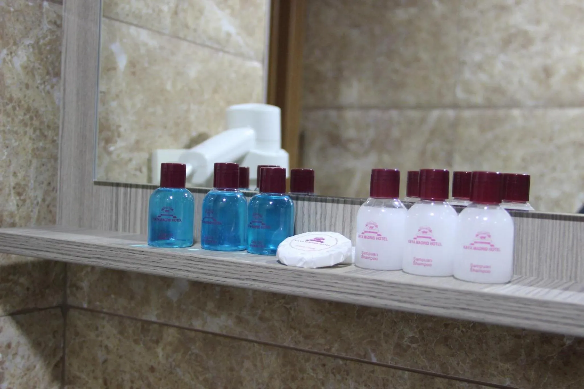 Bathroom in Kaya Madrid Hotel