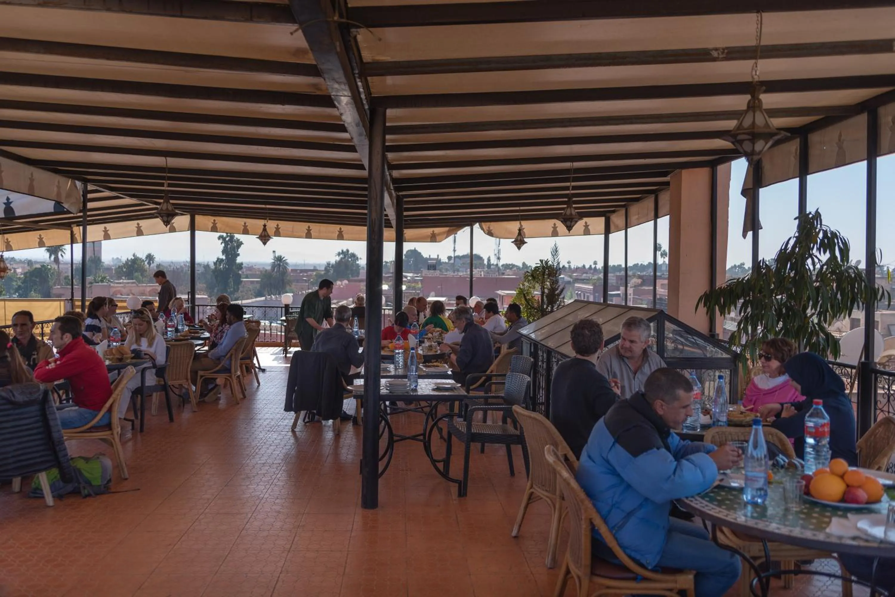 Restaurant/places to eat in Riad Omar