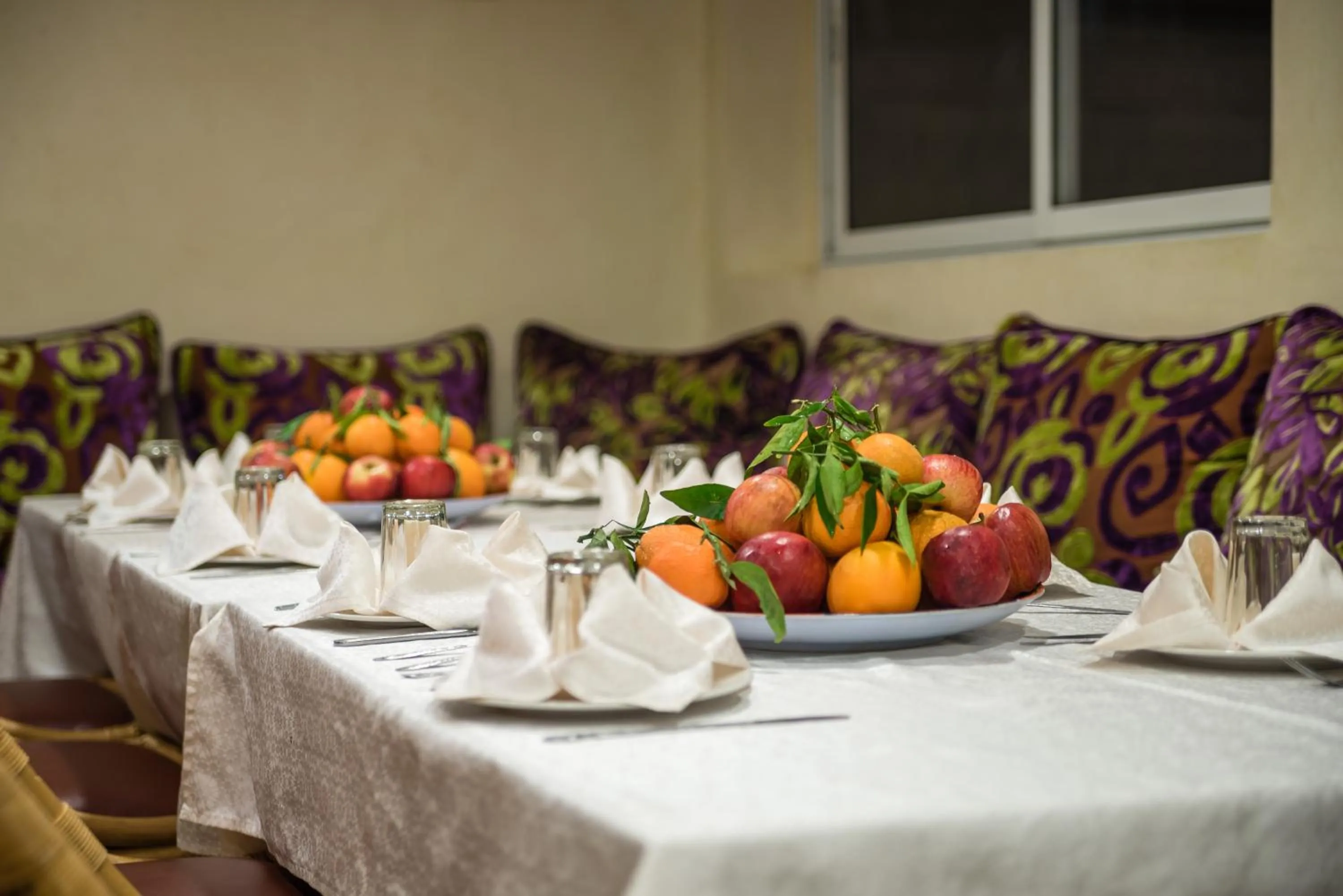 Restaurant/places to eat in Riad Omar