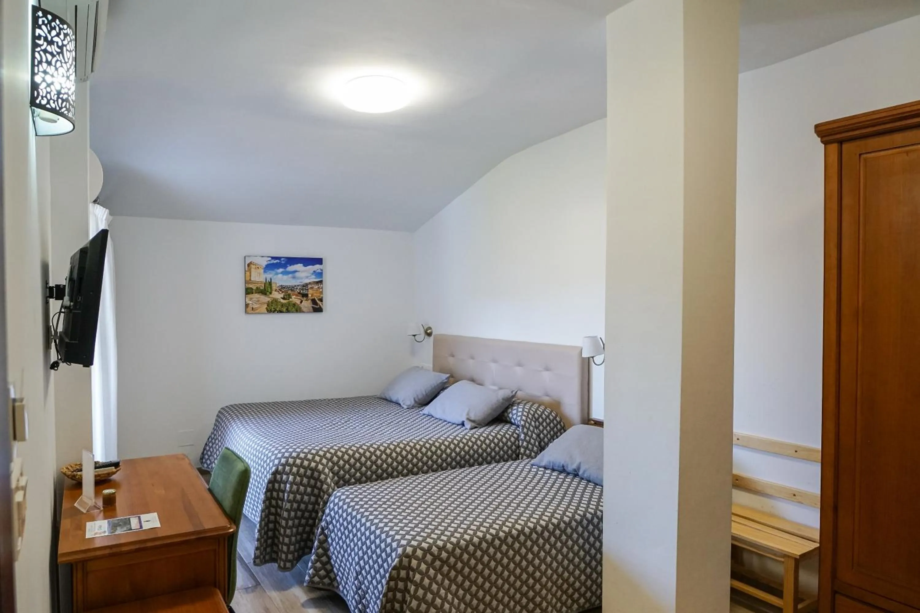 Bed in Hostal y Apartamento Rural Los Naranjos