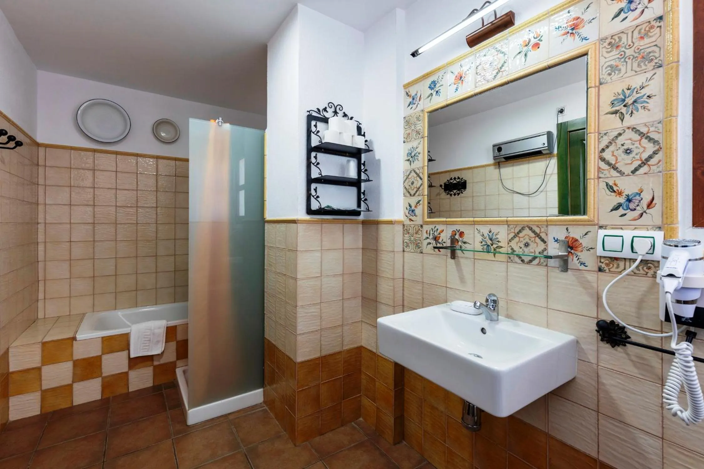 Hostal y Apartamento Rural Los Naranjos