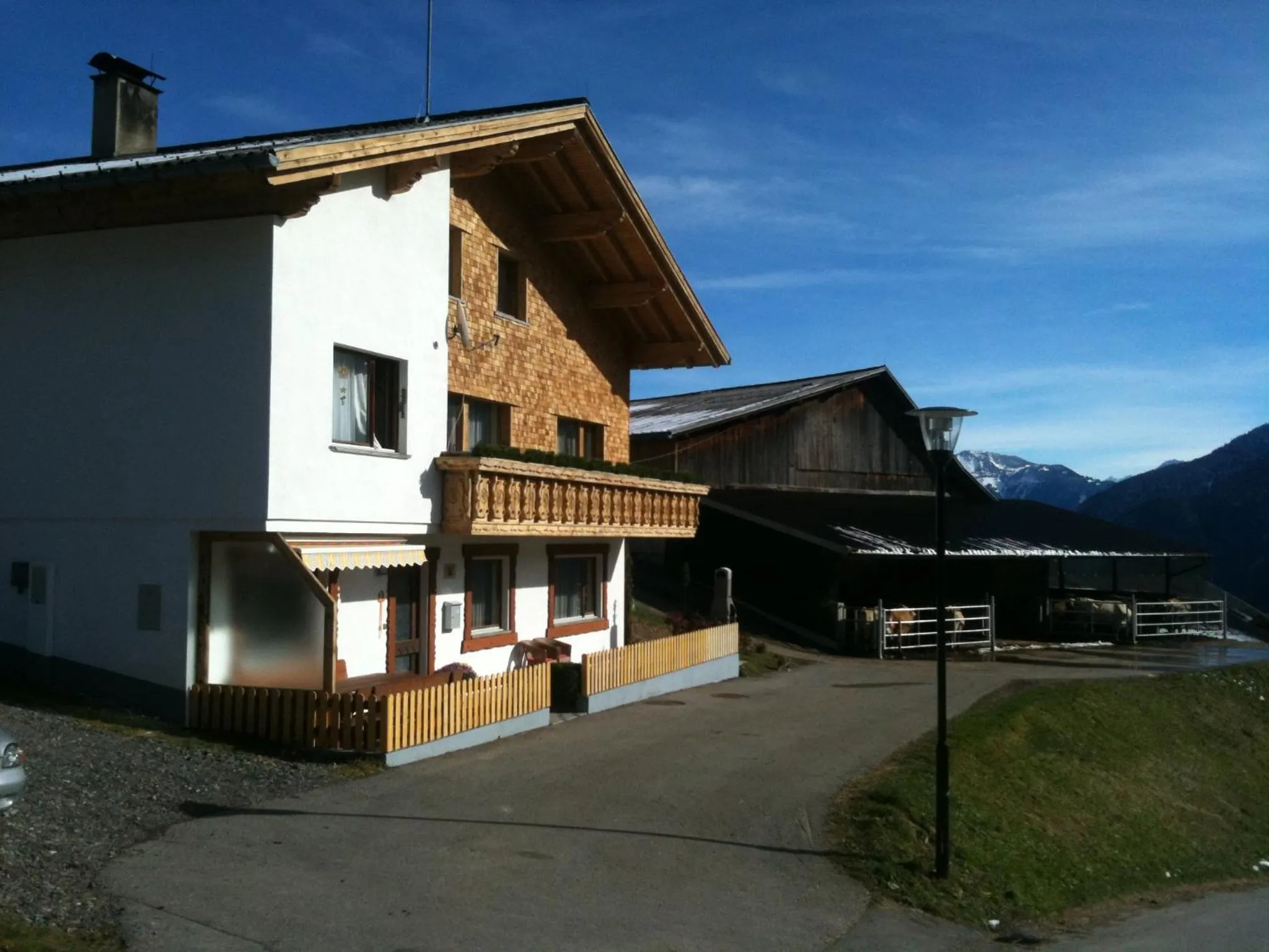 Property building in Haus Mondspitze