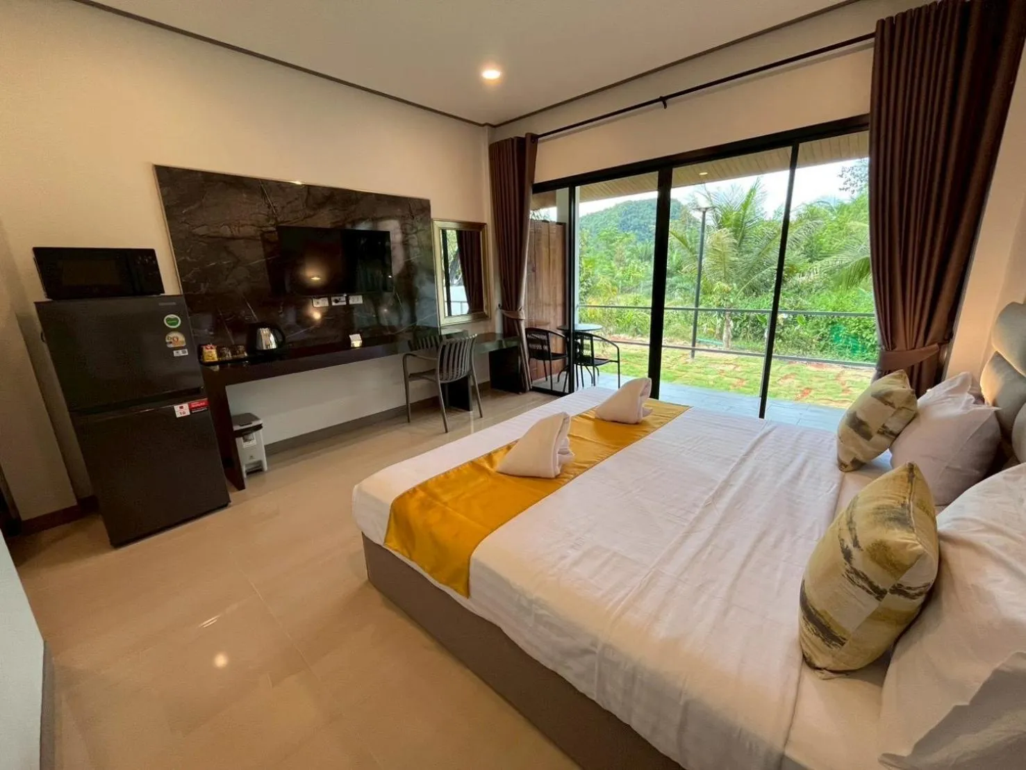 Bedroom, Bed in Marigold Aonang Resort