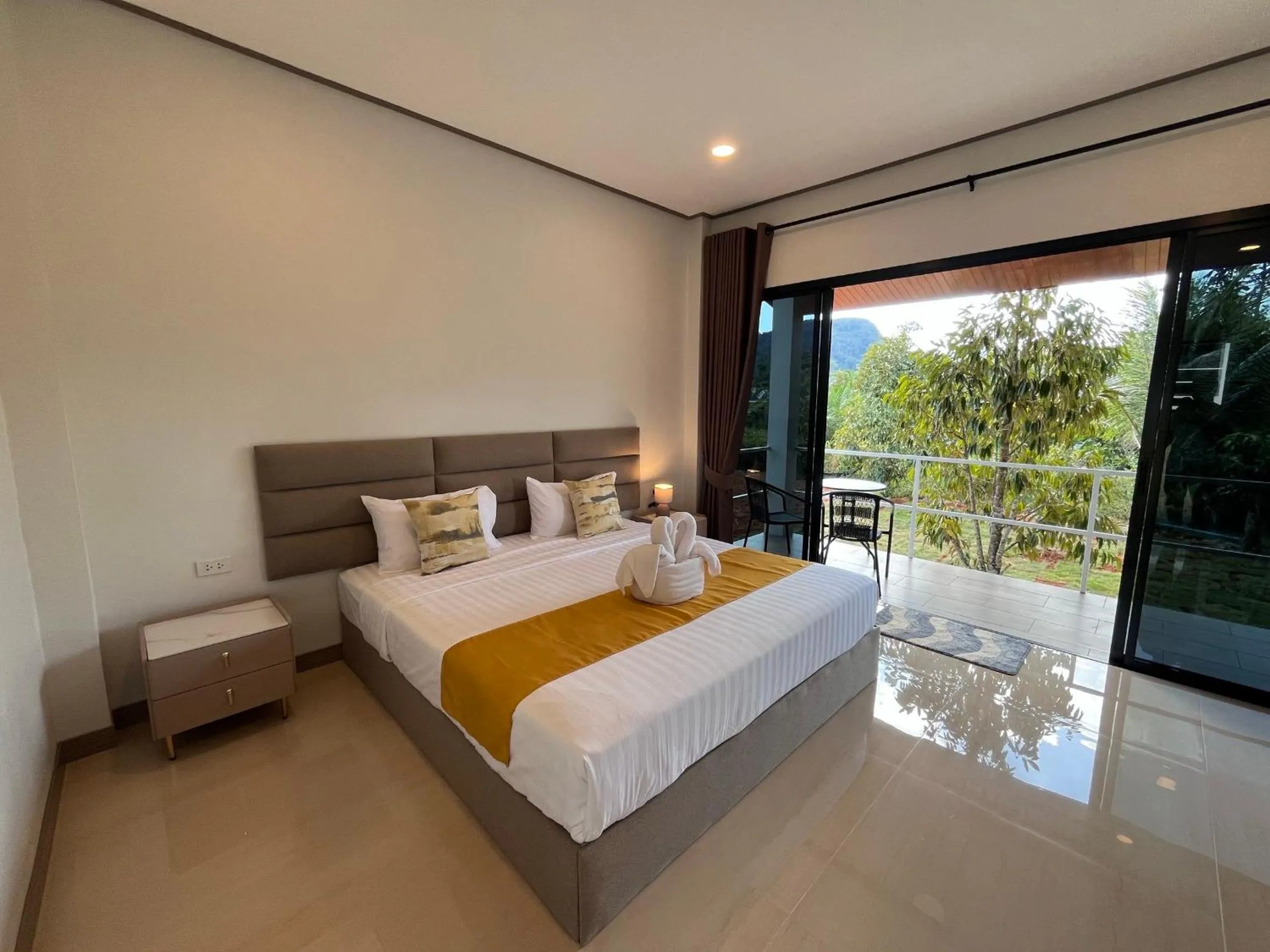 Bedroom, Bed in Marigold Aonang Resort