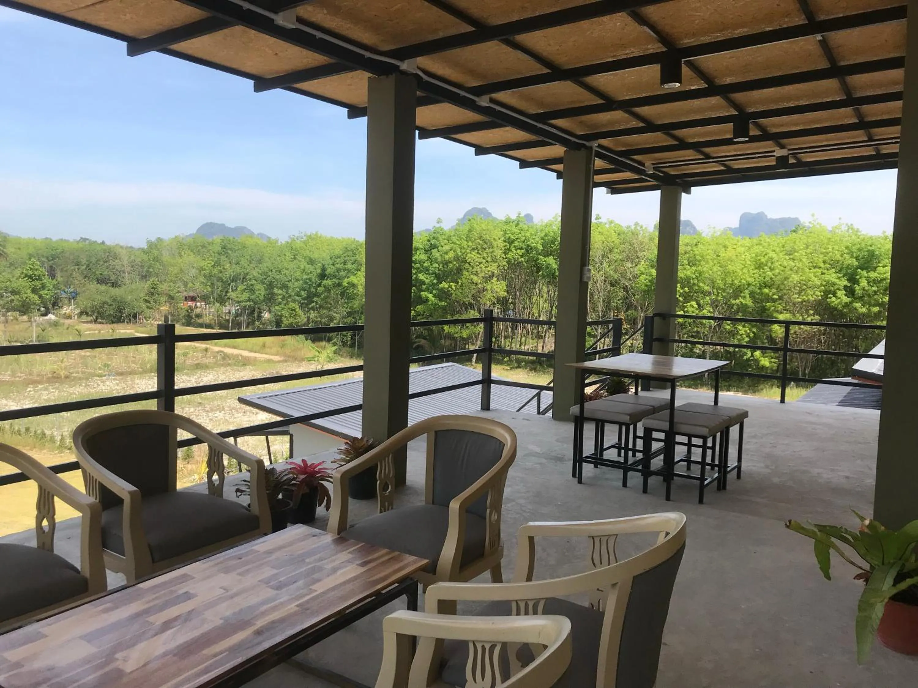 Restaurant/places to eat in Marigold Aonang Resort