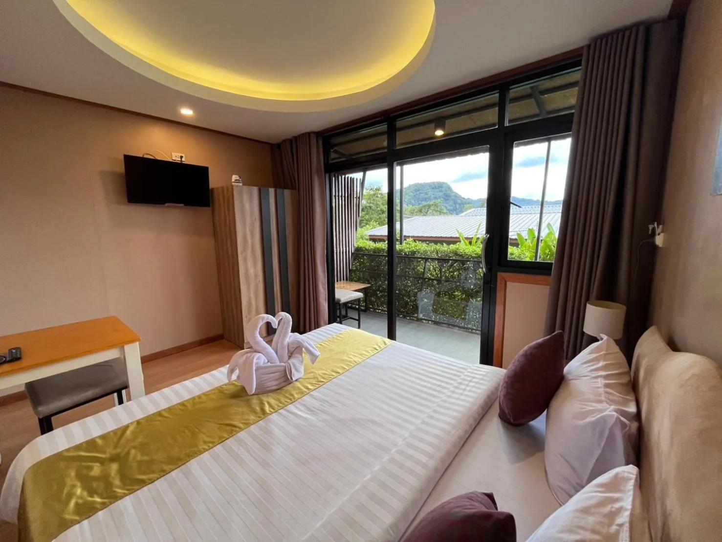 Bed in Marigold Aonang Resort