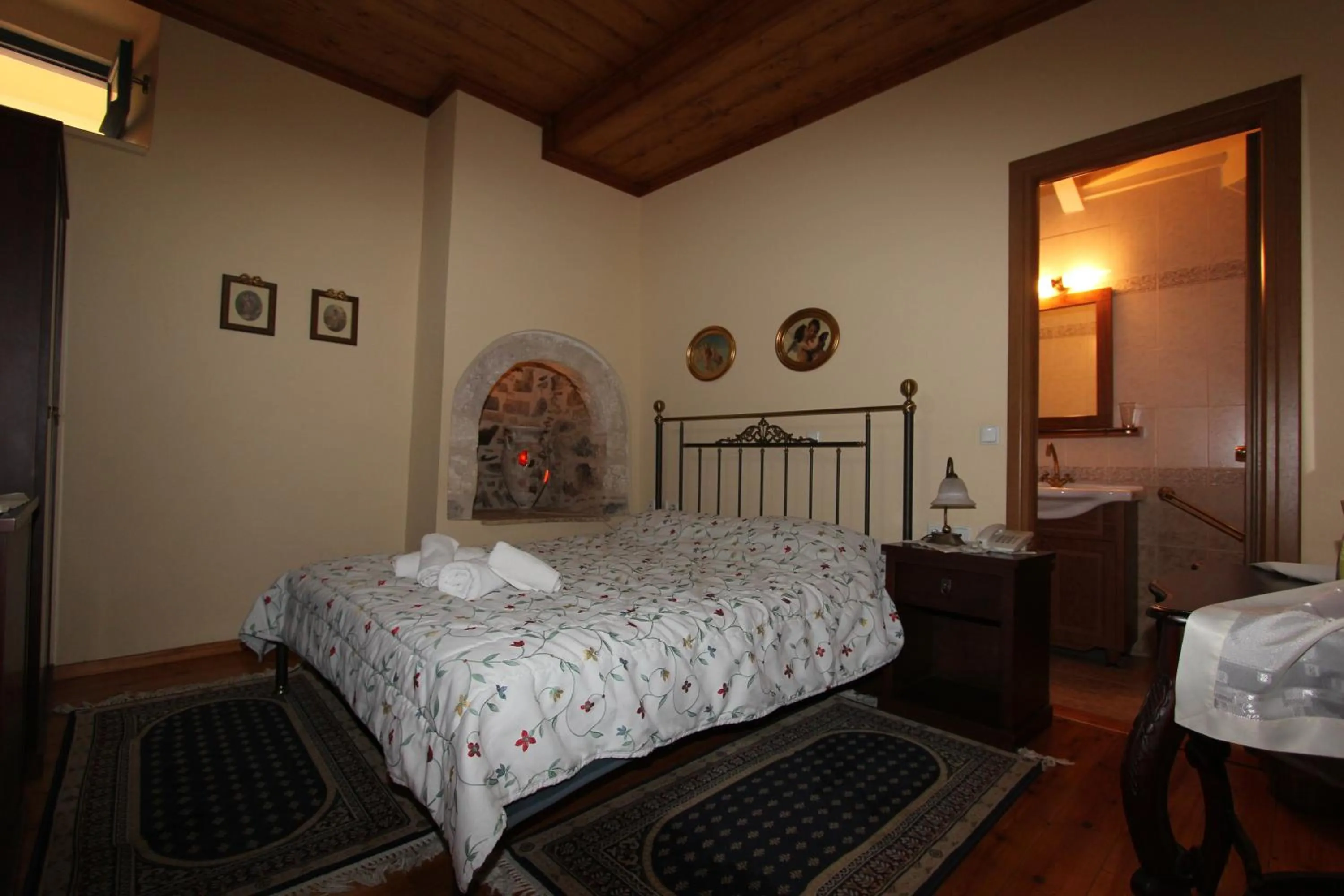 Photo of the whole room in Polyxenia Hotel