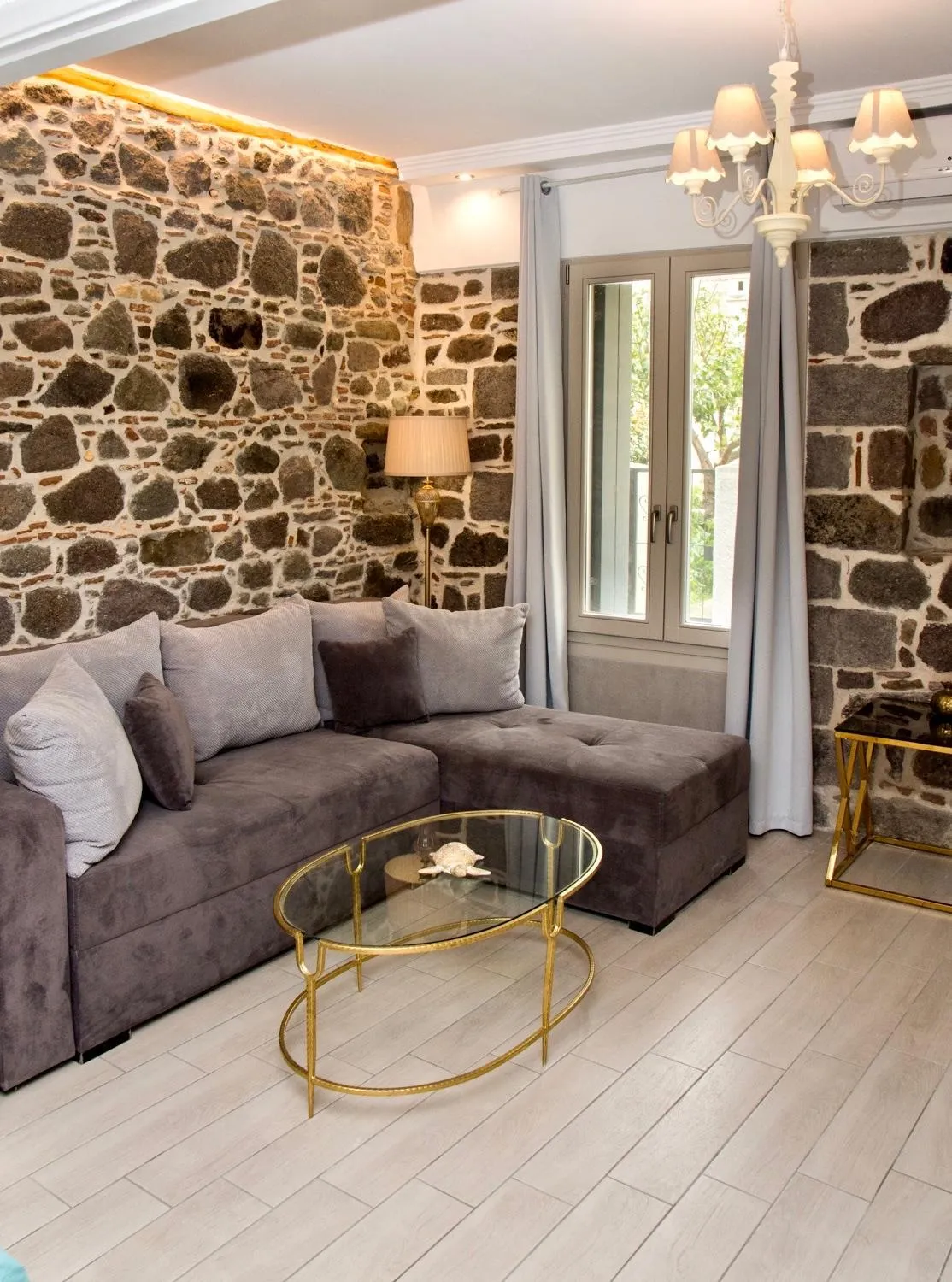 Living room in Arxontiko Hotel