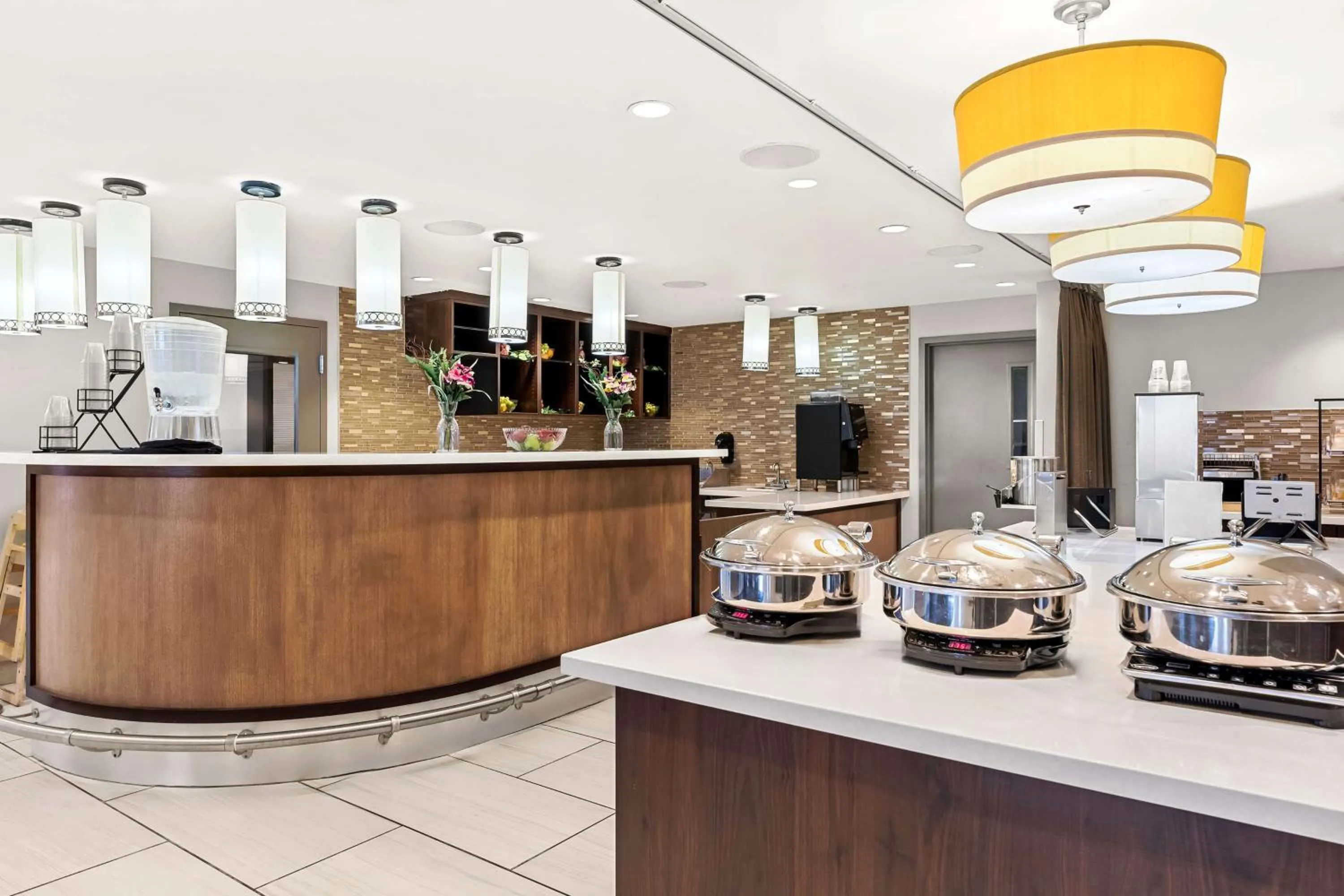 Breakfast in Best Western Plus At Lake Powell