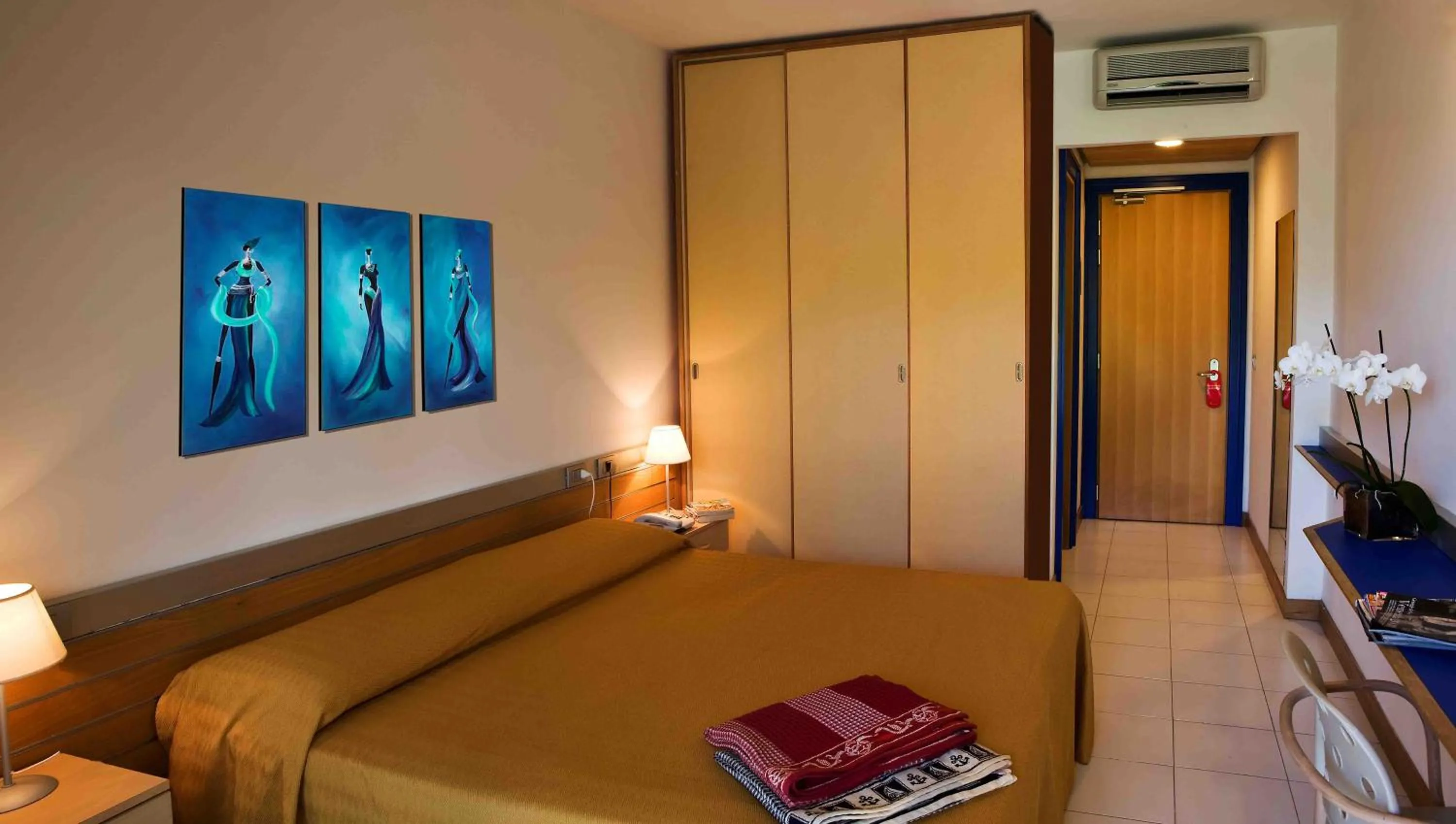 African Beach Hotel-Residence