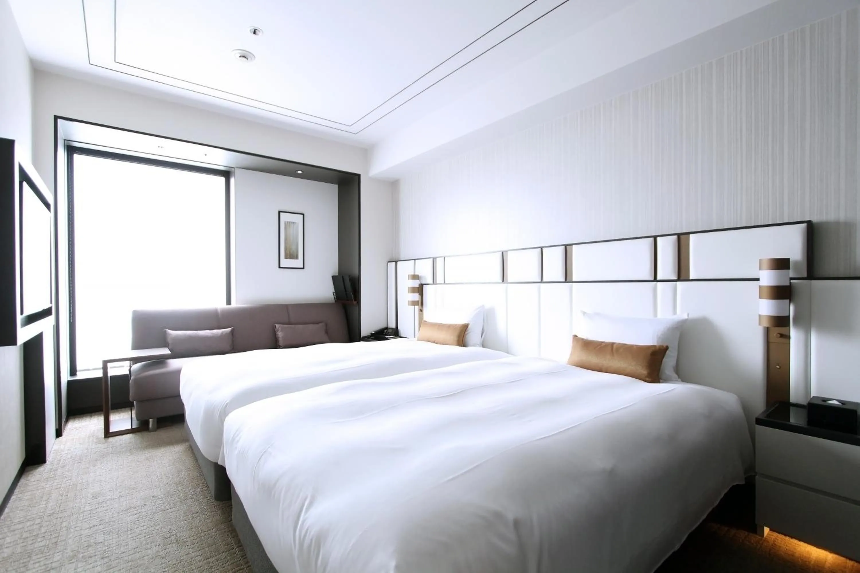 Photo of the whole room, Bed in KOKO HOTEL Premier Nihonbashi Hamacho