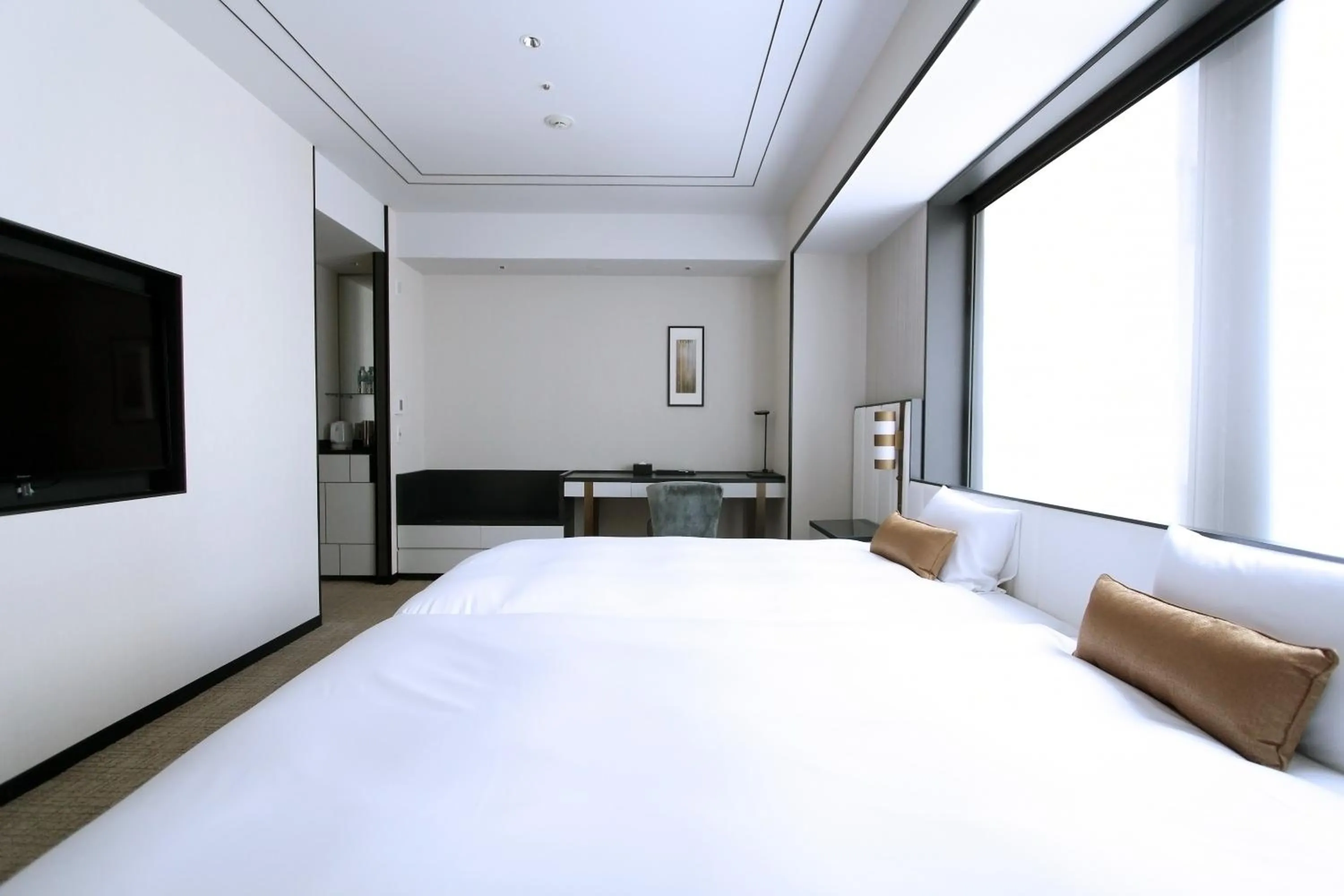 Photo of the whole room, Bed in KOKO HOTEL Premier Nihonbashi Hamacho
