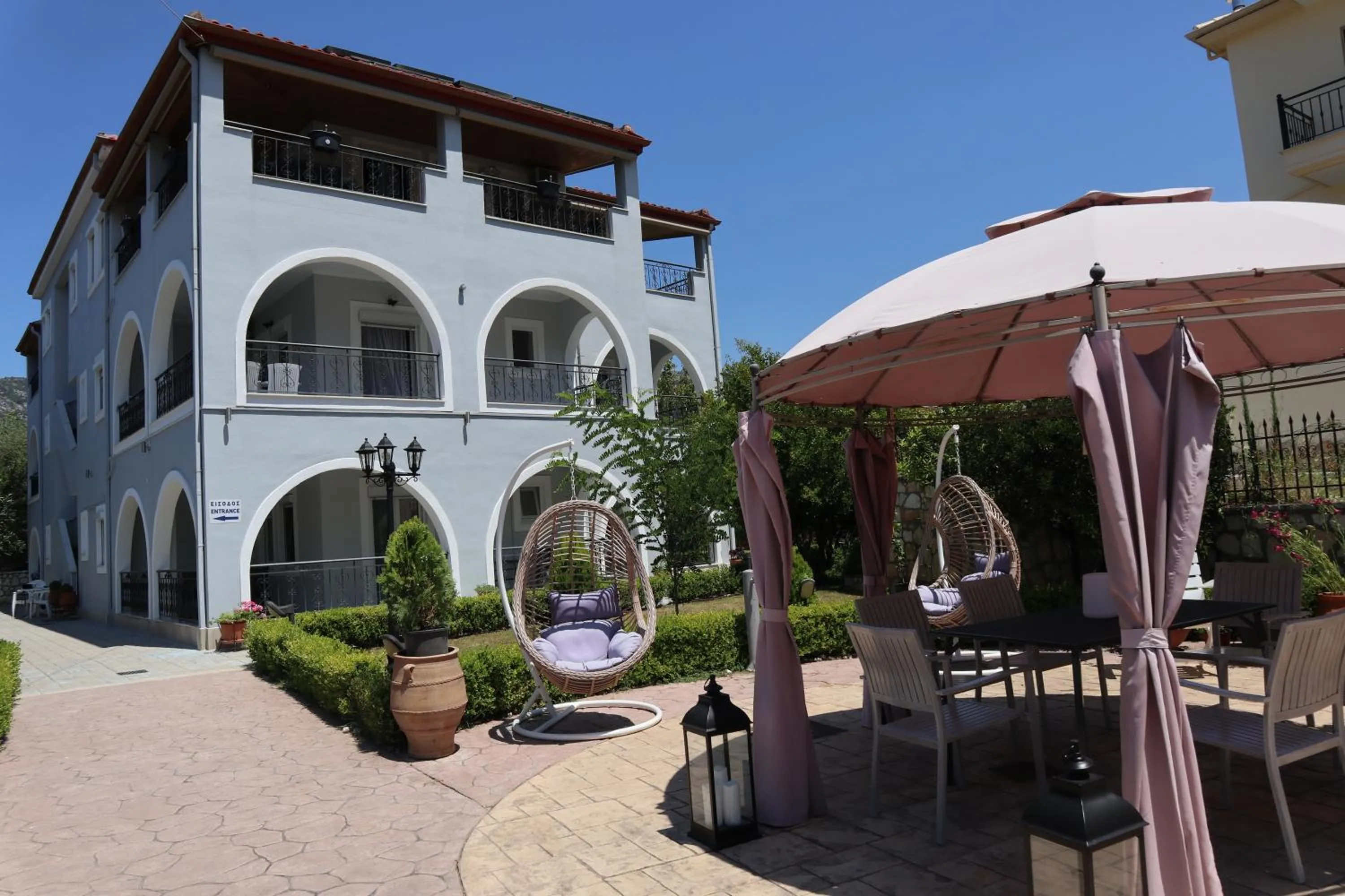 Delphin Rooms Sivota