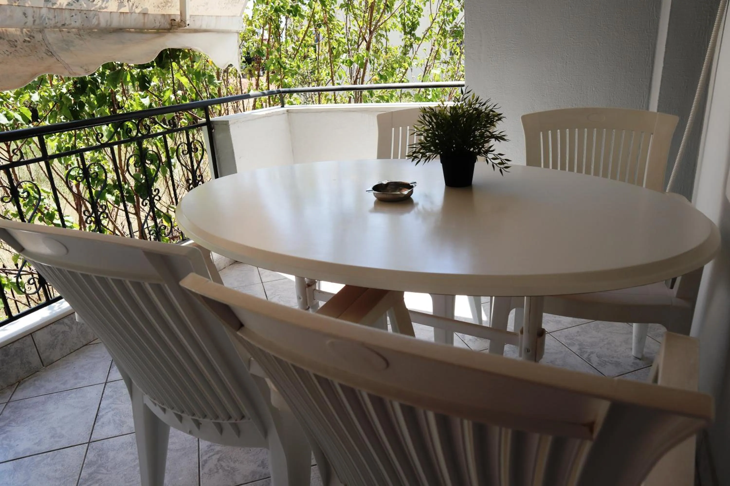 Delphin Rooms Sivota