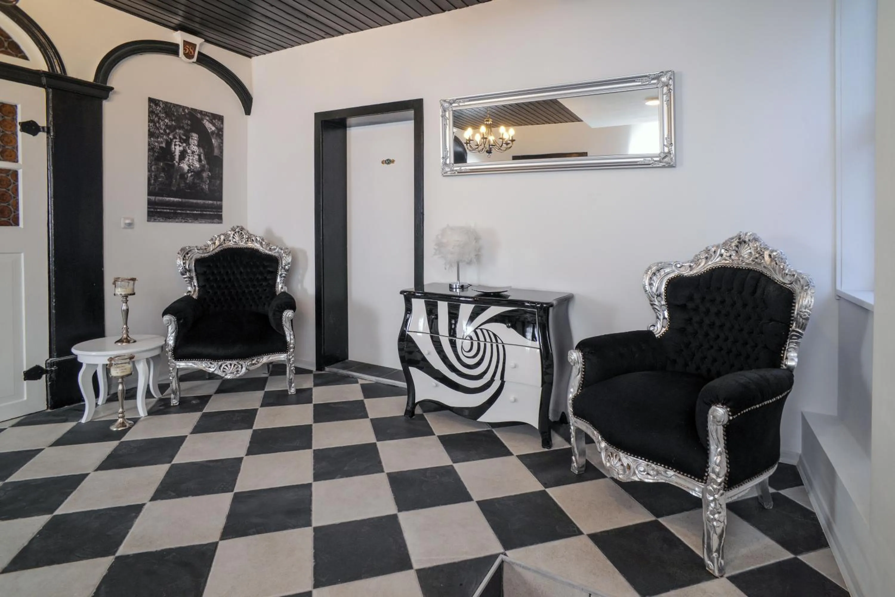 Decorative detail in Designpension Traumschloss Hotel Garni