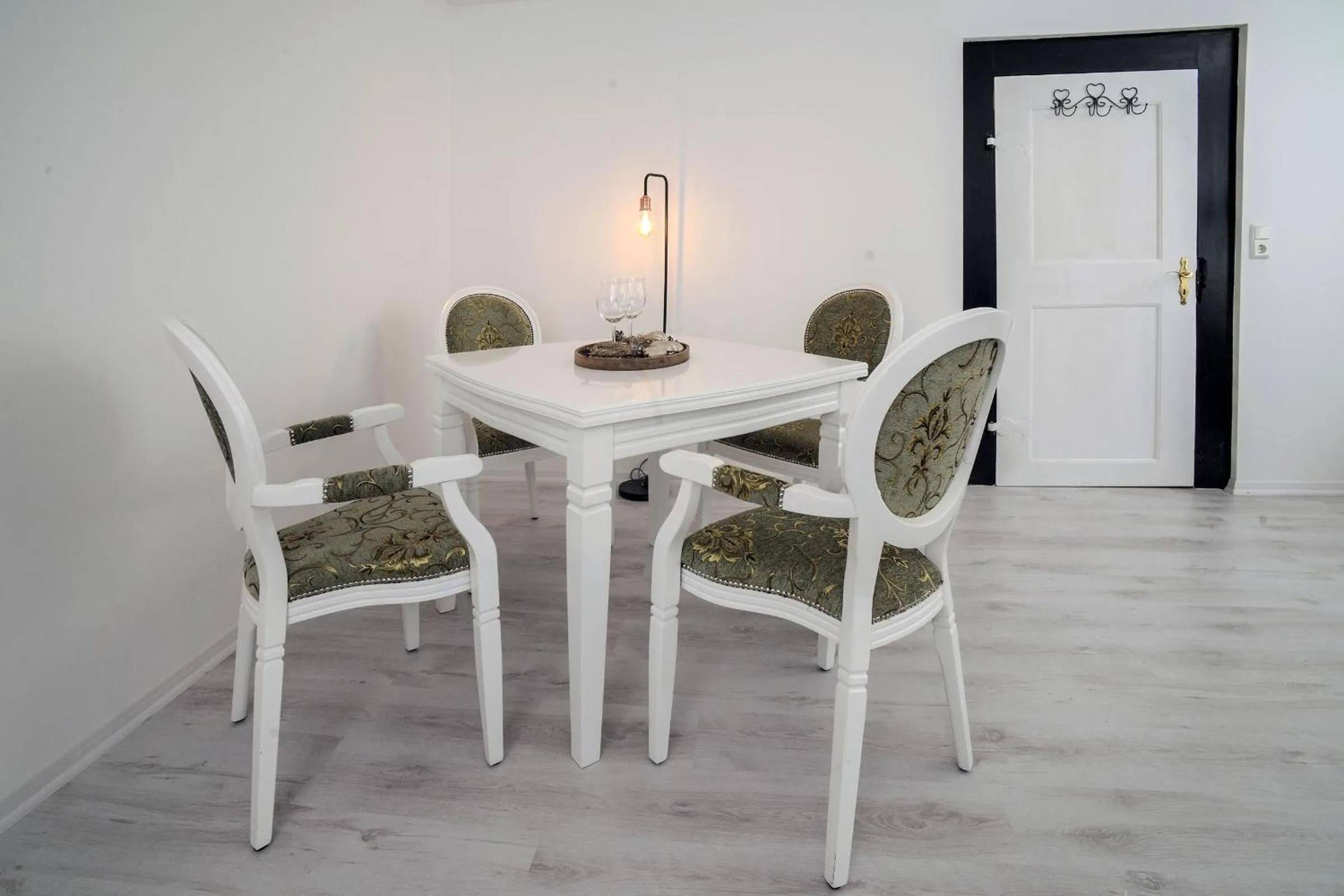 Dining area in Designpension Traumschloss Hotel Garni