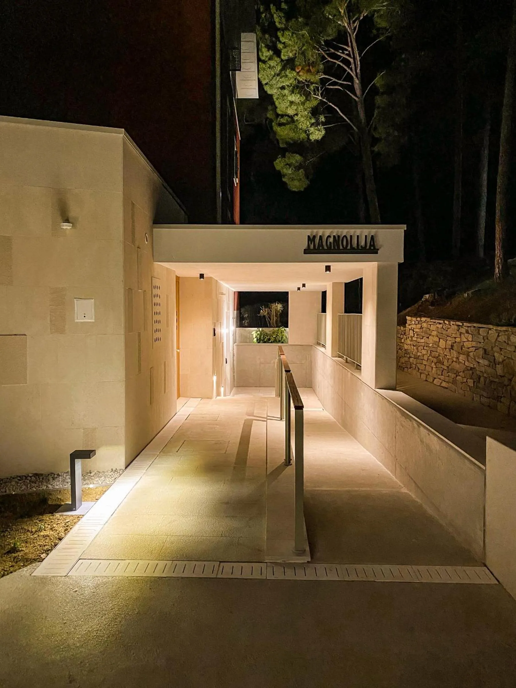 Facade/entrance in Hotel Laguna Deluxe - Terme Krka