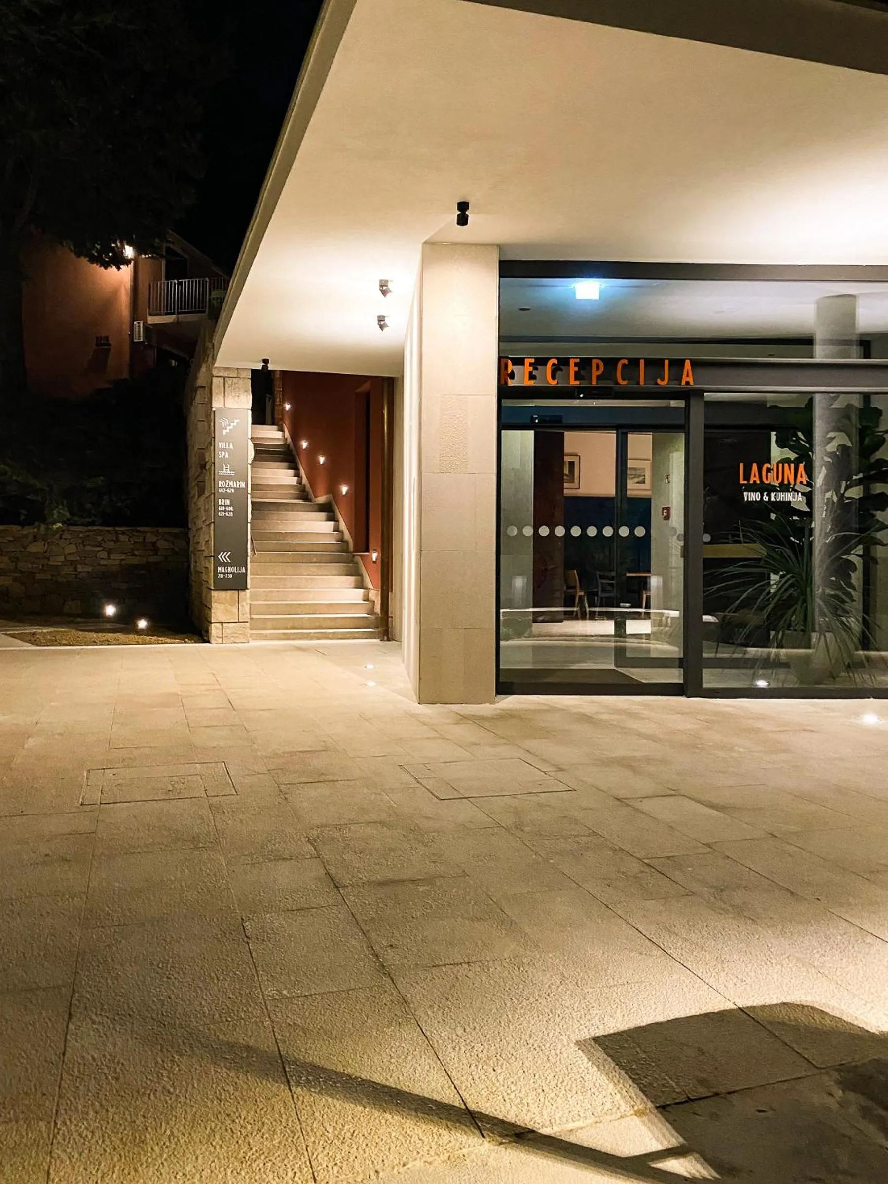 Facade/entrance in Hotel Laguna Deluxe - Terme Krka