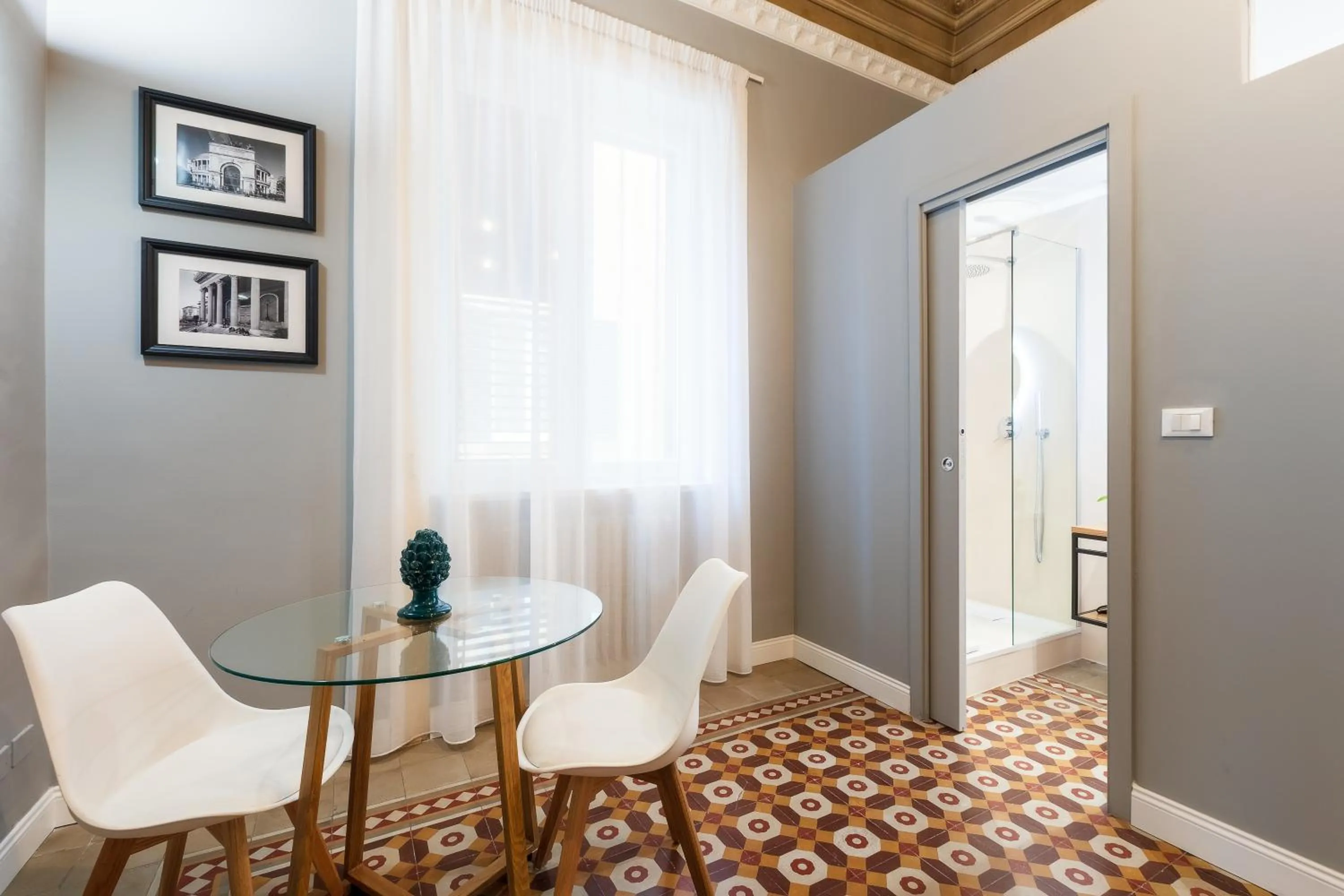 Living room in casa mo room and suite