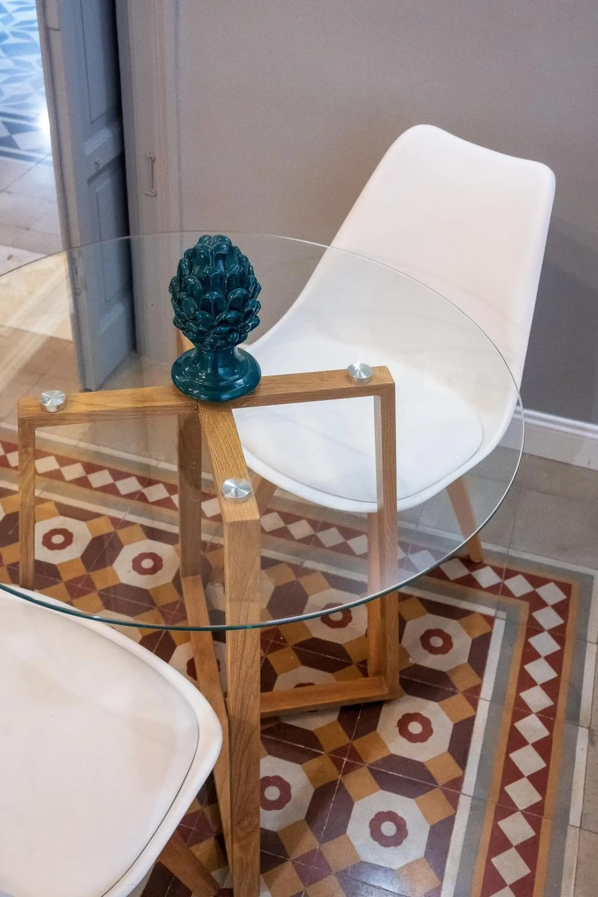 Living room in casa mo room and suite