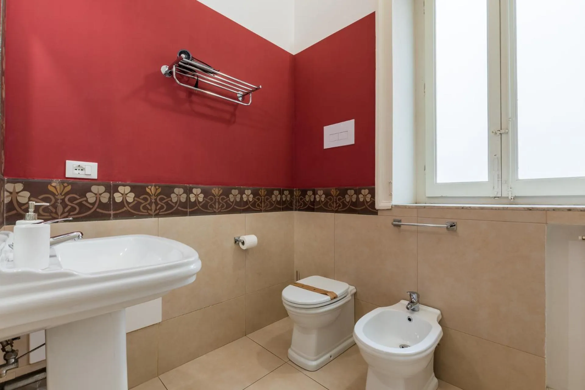 Shower in casa mo room and suite