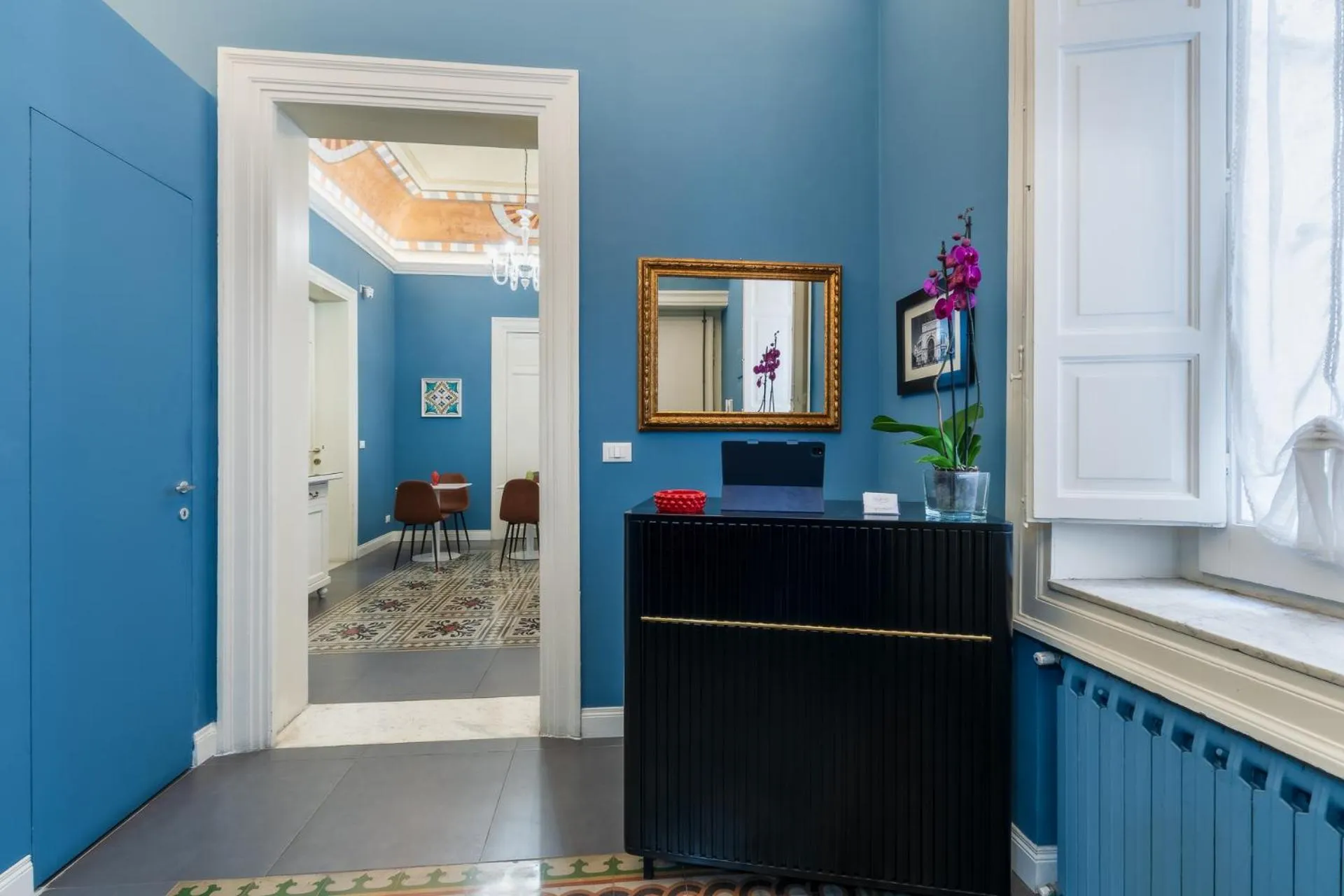 TV and multimedia in casa mo room and suite