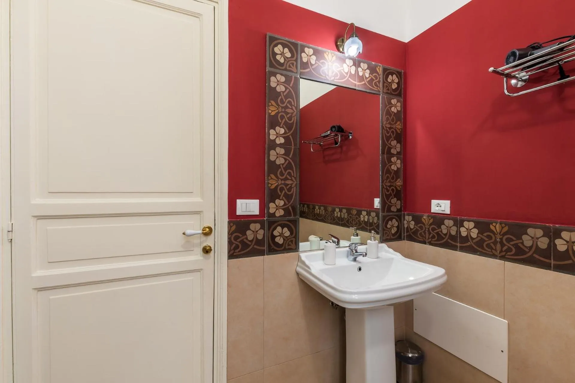 Bathroom in casa mo room and suite