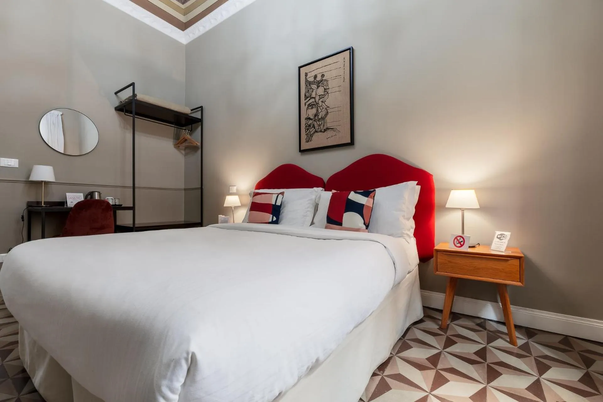 Bed in casa mo room and suite