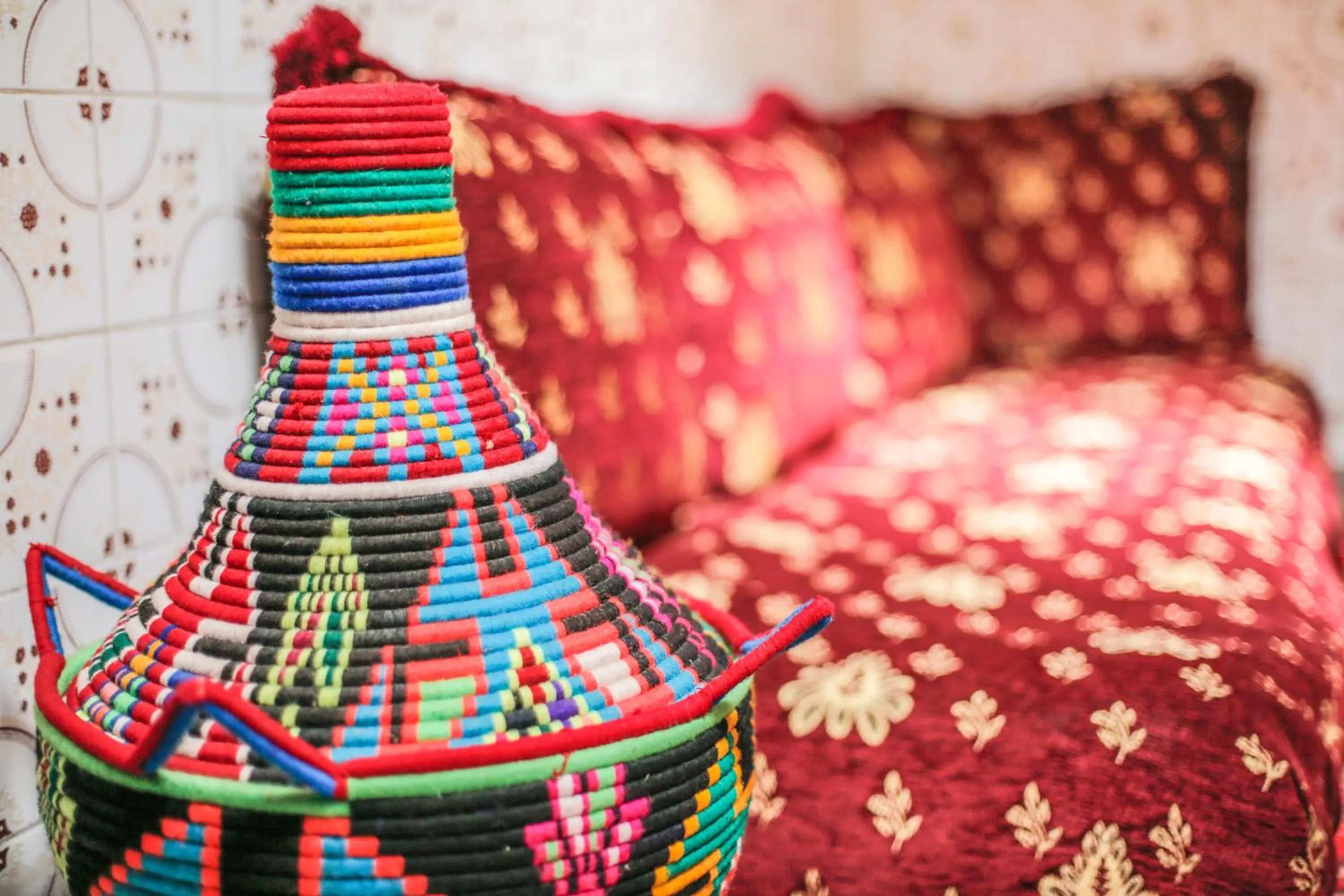 Seating area, Bed in Dar Widad