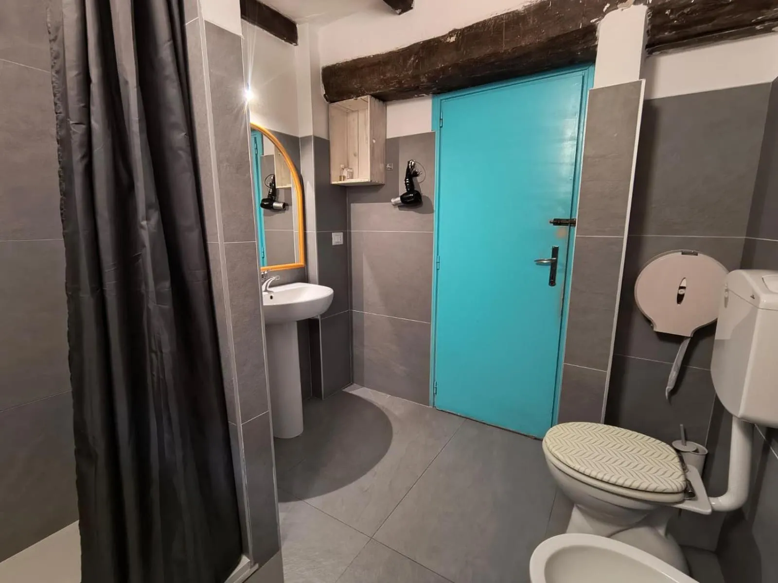 Shower in Hostel Il Nosadillo - Bologna