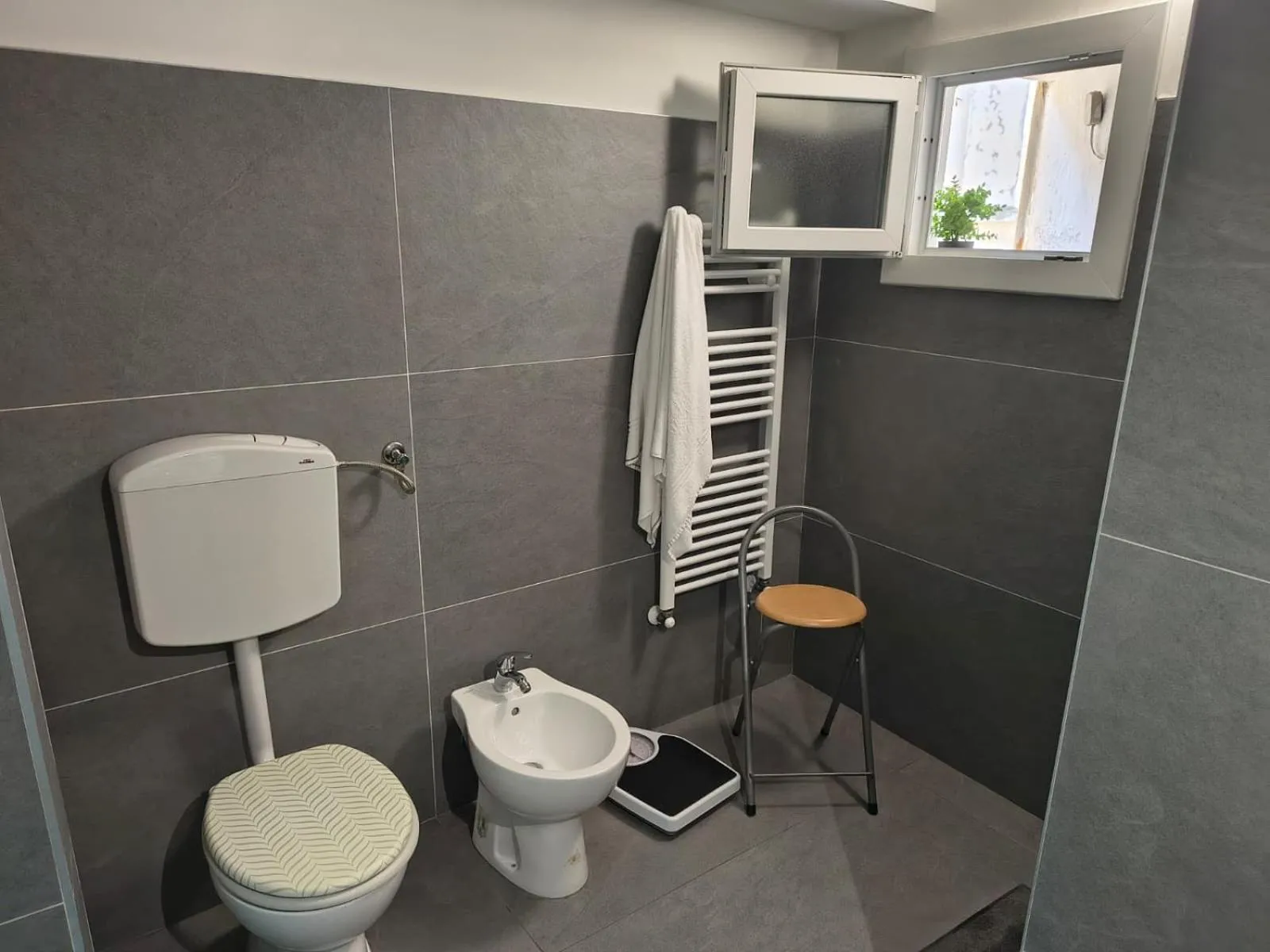 Toilet in Hostel Il Nosadillo - Bologna