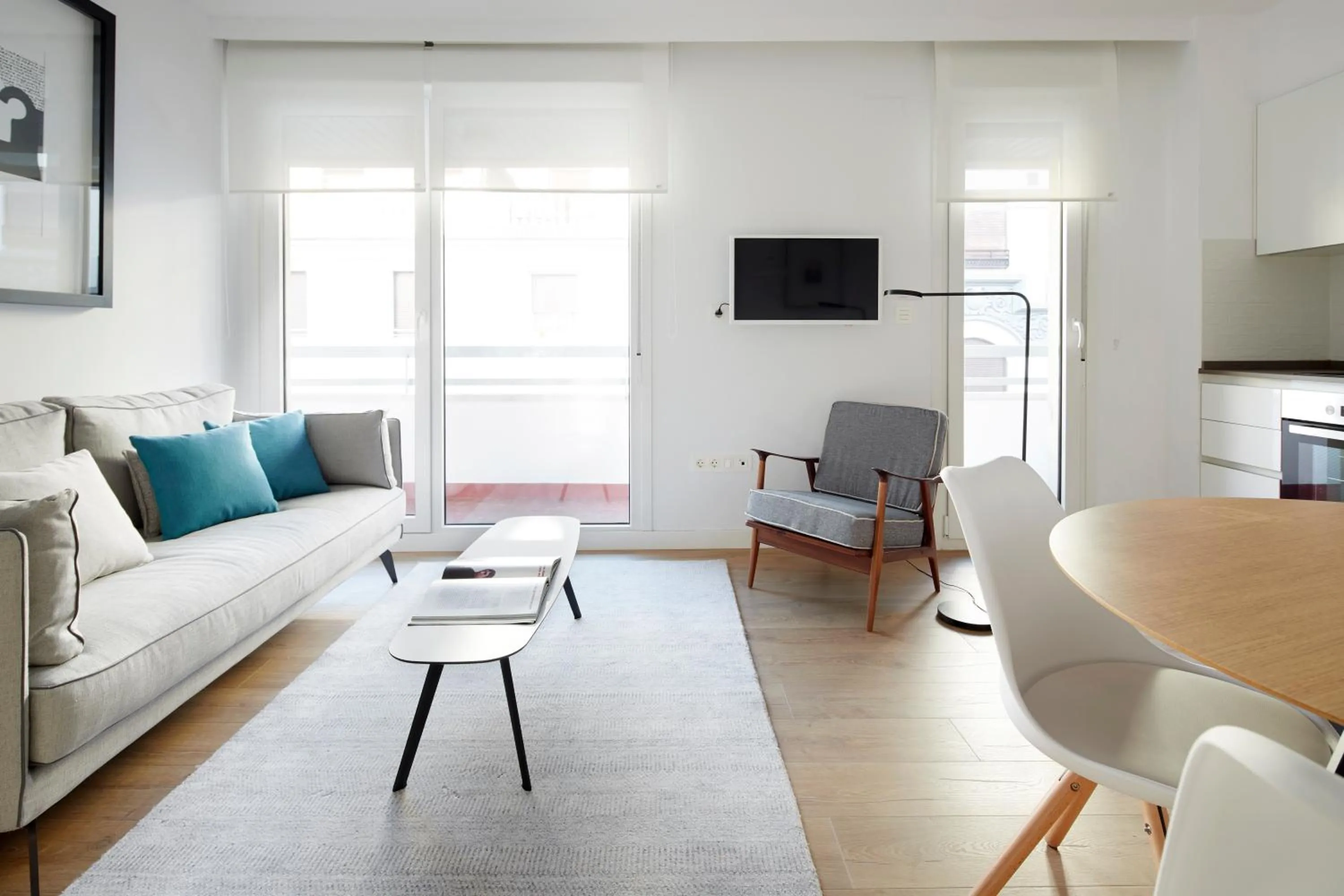 Living room in San Francisco 2 by FeelFree Rentals