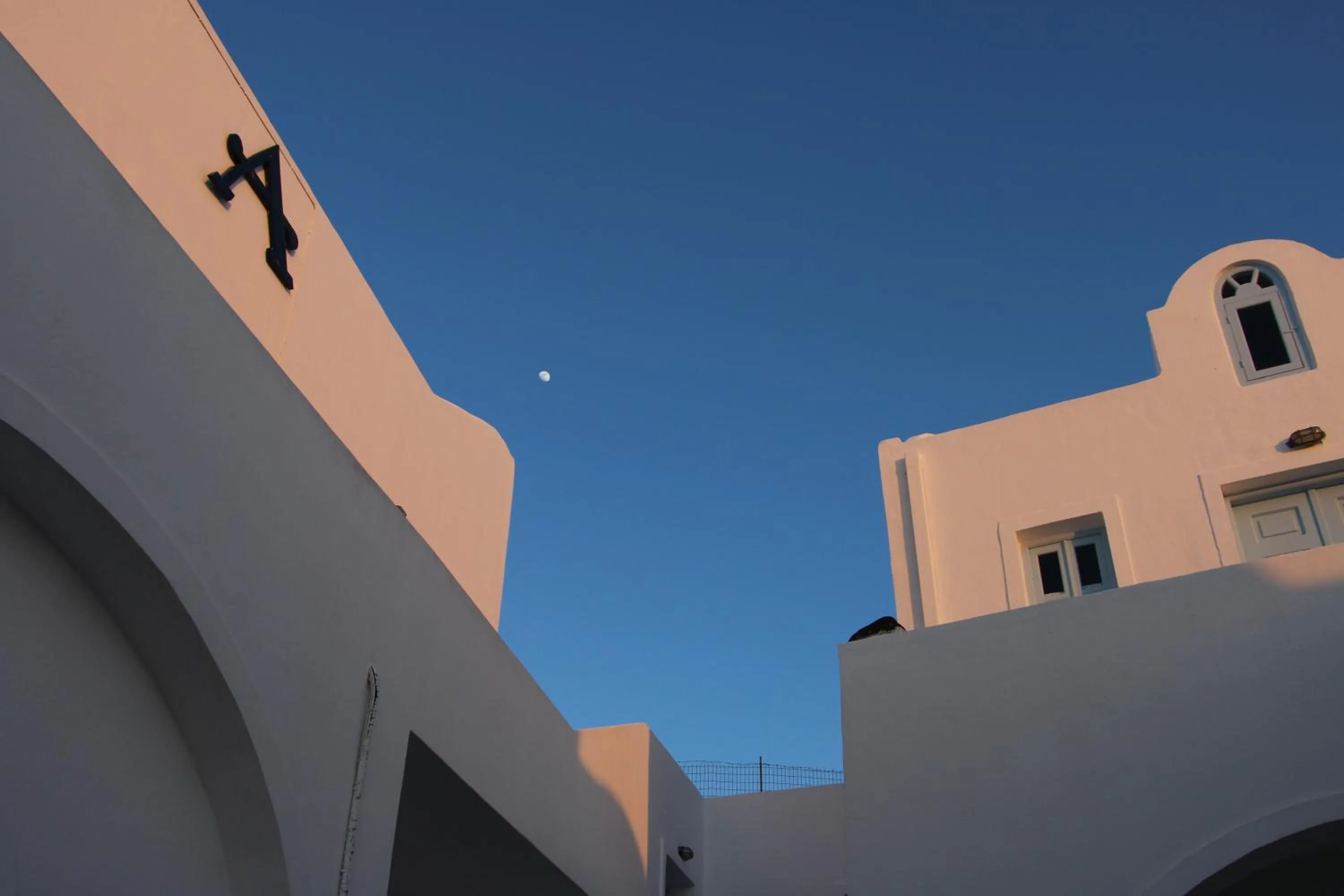 Property building in Aethrio Sunset Village - Oia