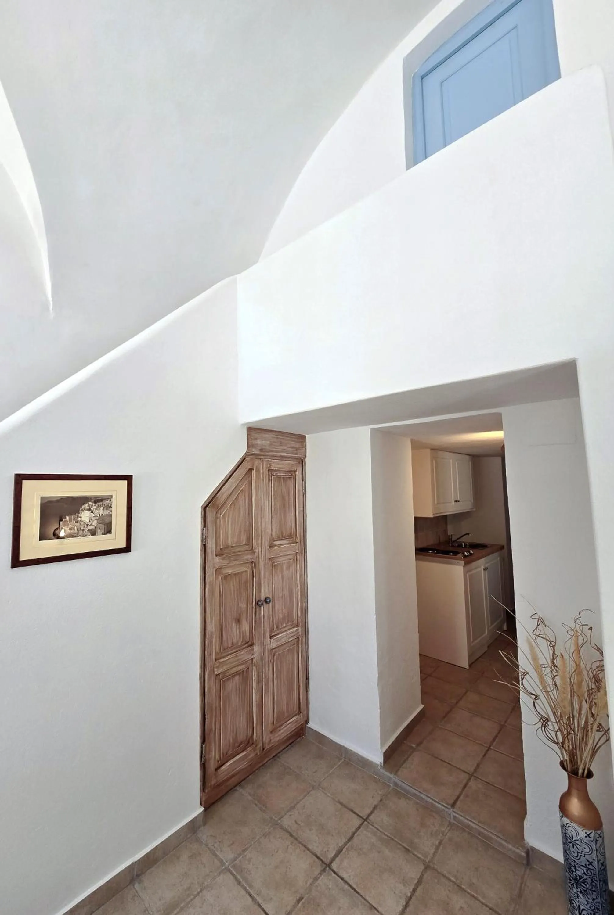 Kitchen or kitchenette in Aethrio Sunset Village - Oia