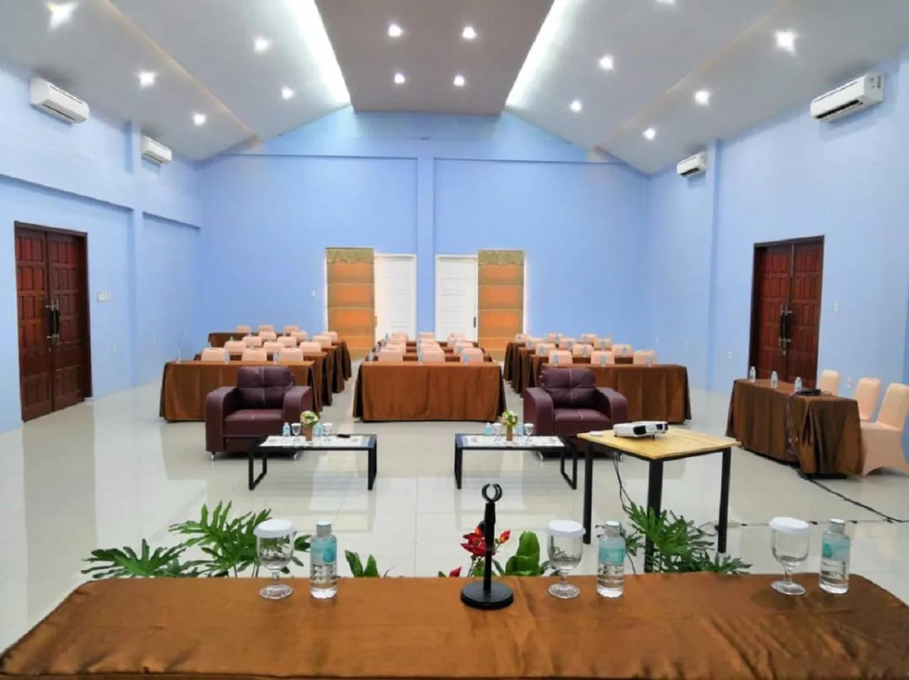 Meeting/conference room in Grand Mahoni Hotel