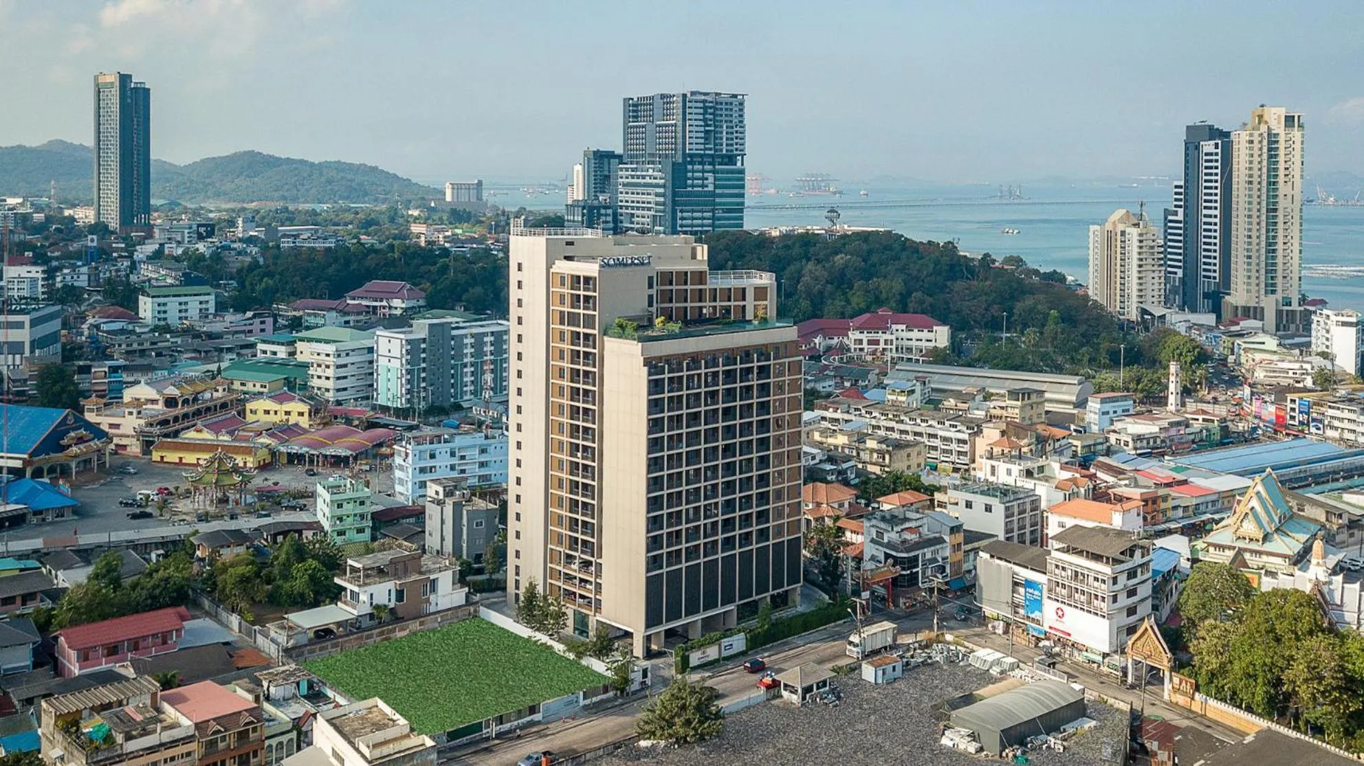 Facade/entrance in Somerset Harbourview Sri Racha