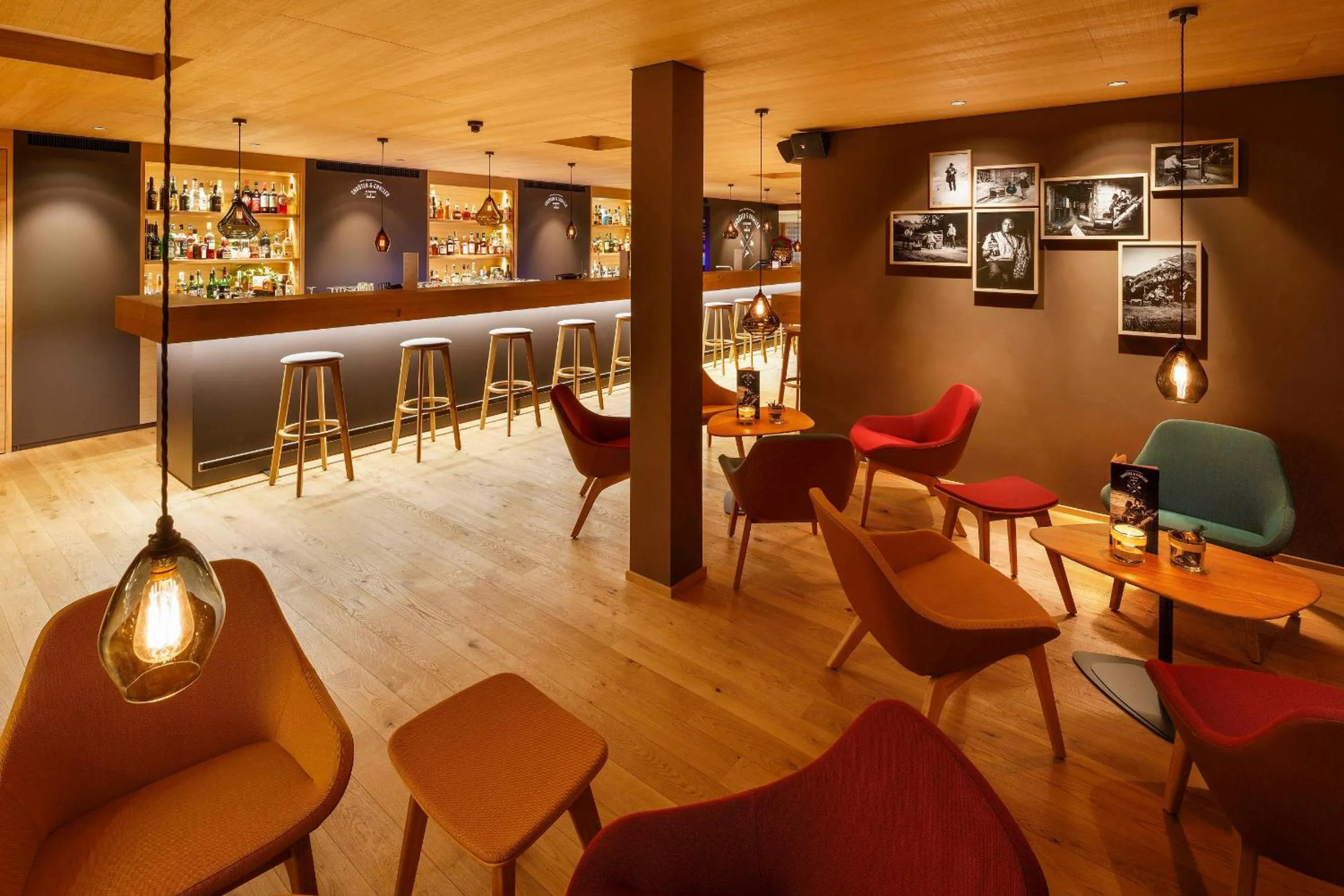 Lounge or bar in Hirschen Guesthouse - Village Hotel