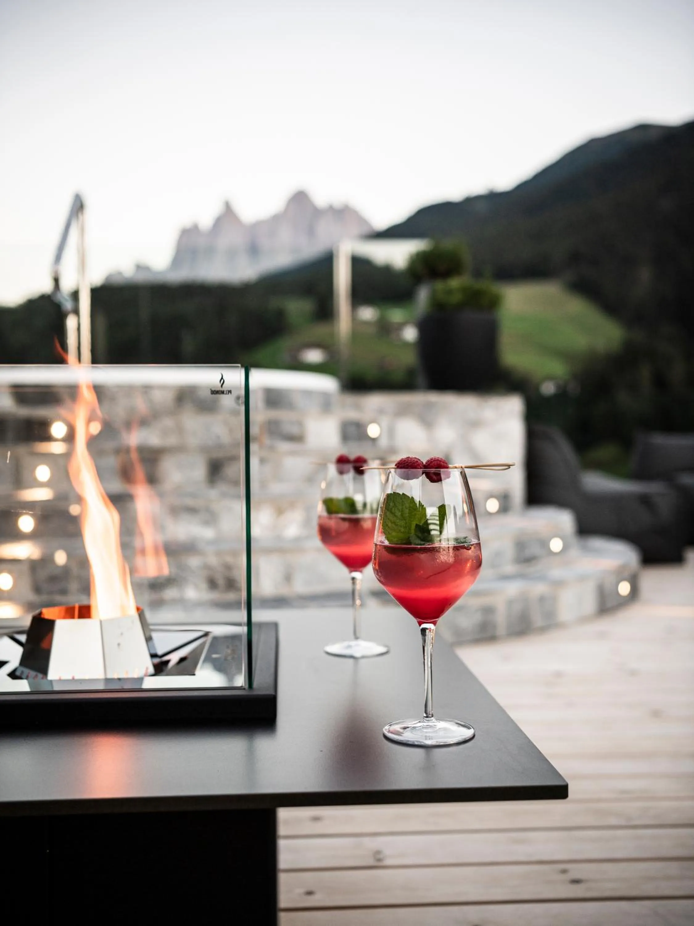 Hot Tub in Viel Nois Guest House