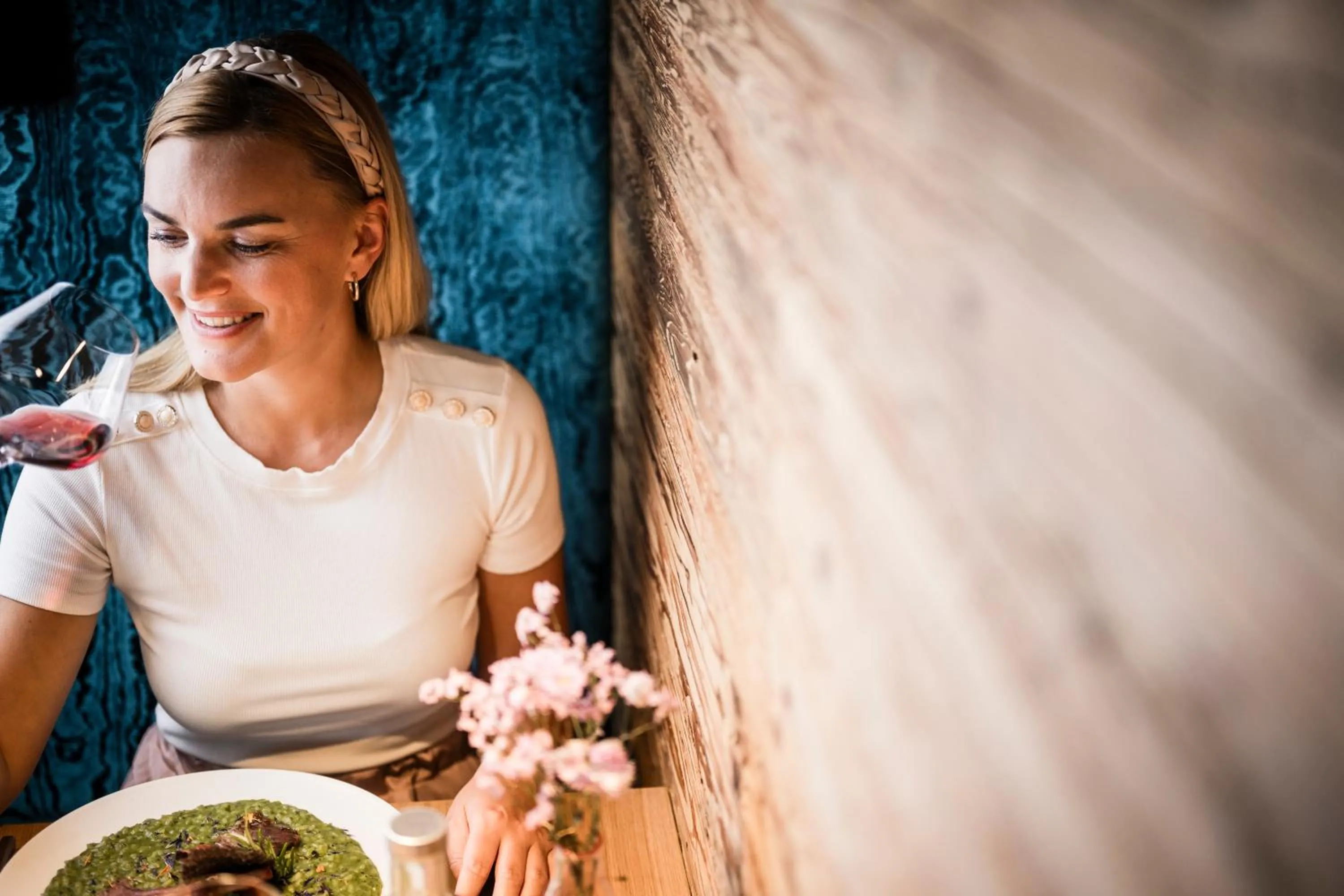 Restaurant/places to eat in Viel Nois Guest House