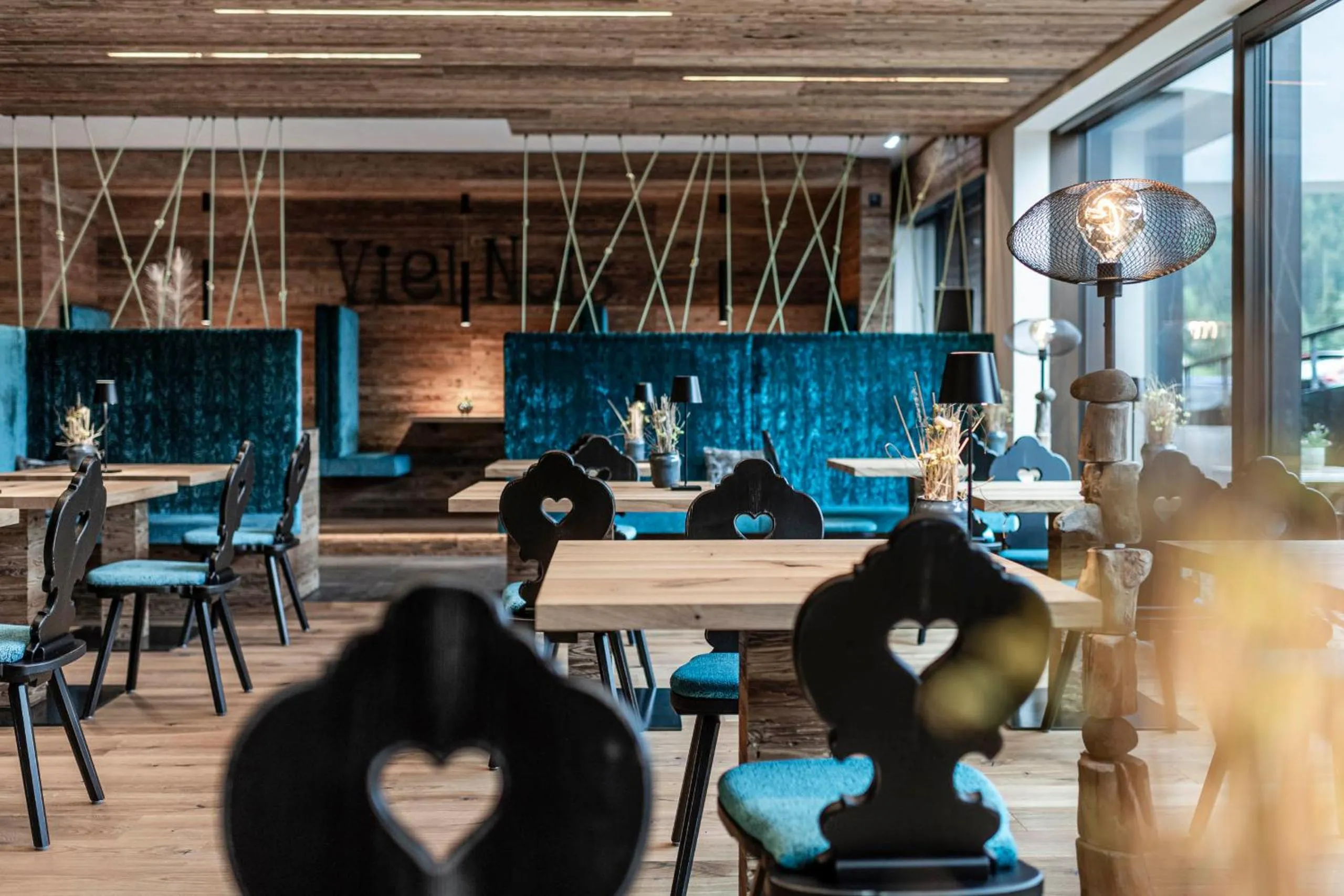 Restaurant/places to eat in Viel Nois Guest House