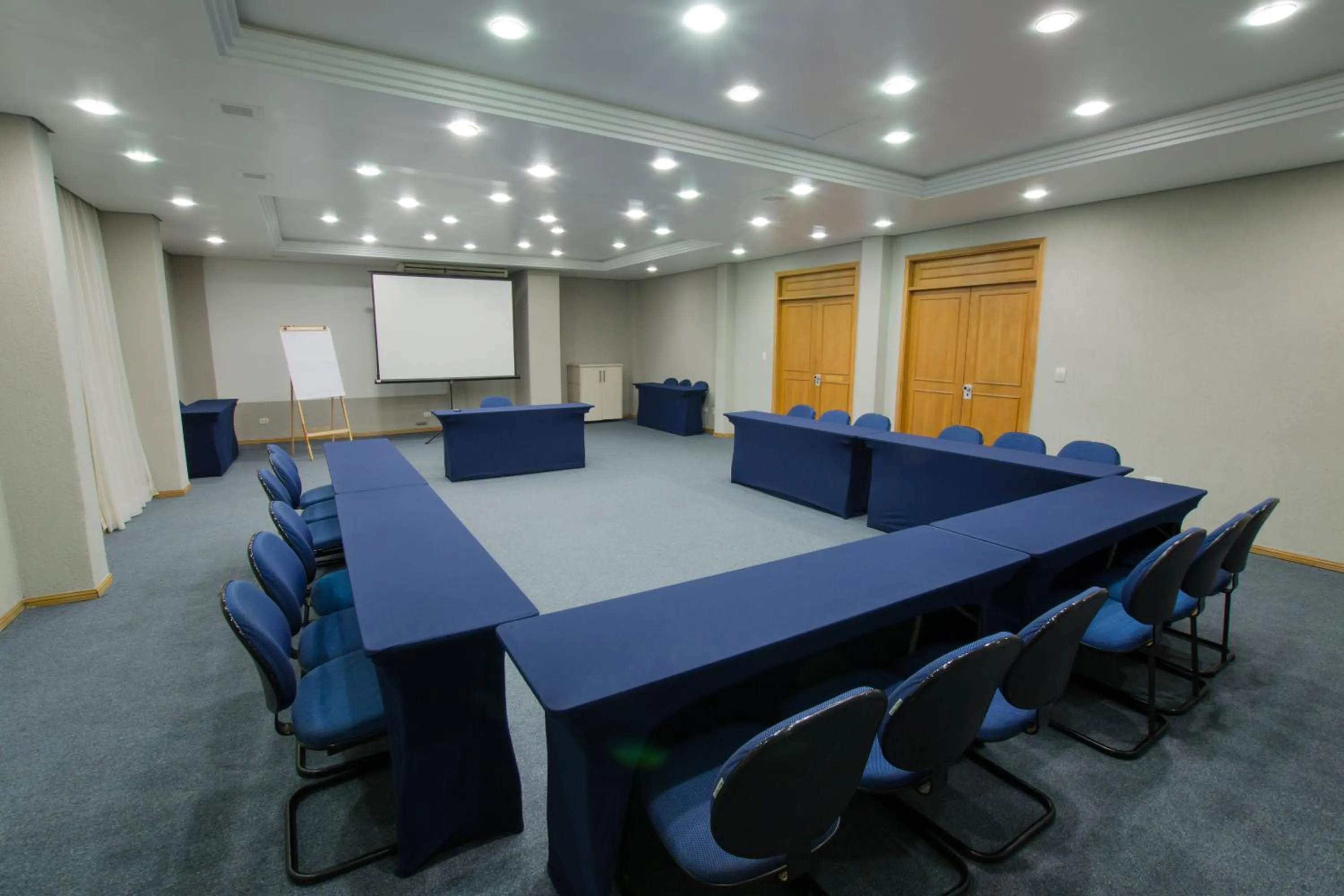 Business facilities in SJ Royal - San Juan Curitiba