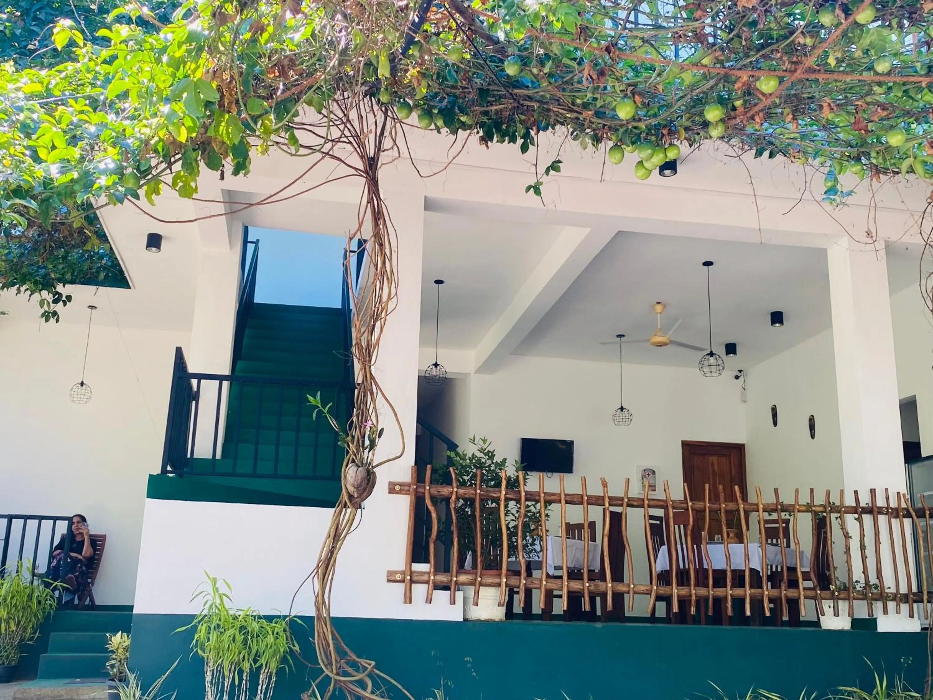 Restaurant/places to eat in Misty Elegance - Ella.