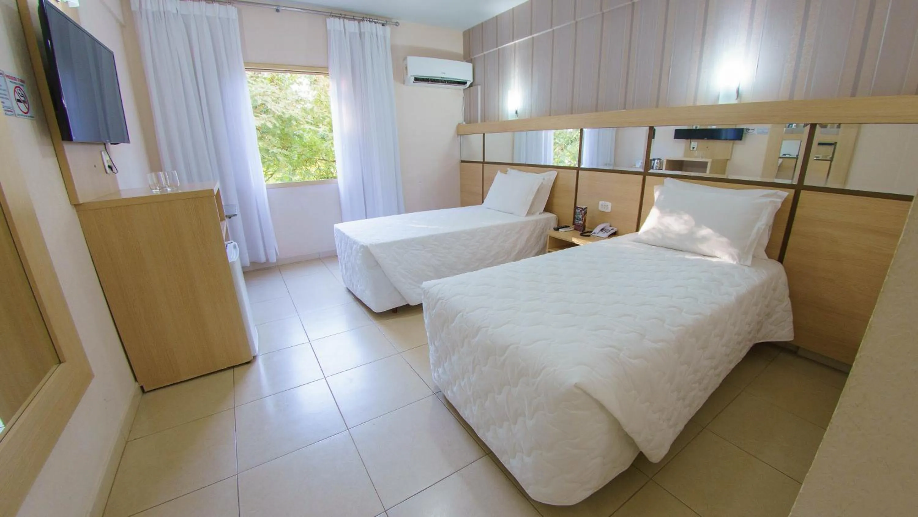 Bed in SJ Tour - San Juan Foz do Iguaçu